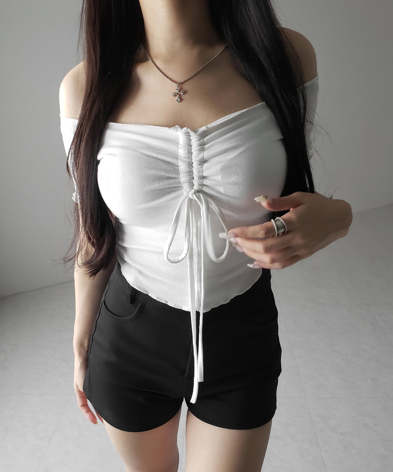 【 3color 】シャーリングリボンオフショルメローTシャツ / shirring ribbon off-shoulder mellow T-shirt