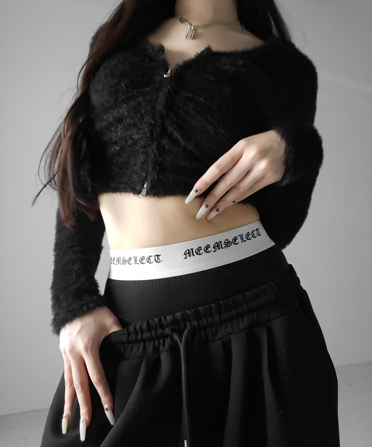 【 レイヤード可能 】グランジロゴインナーパンツ / grunge logo inner pants