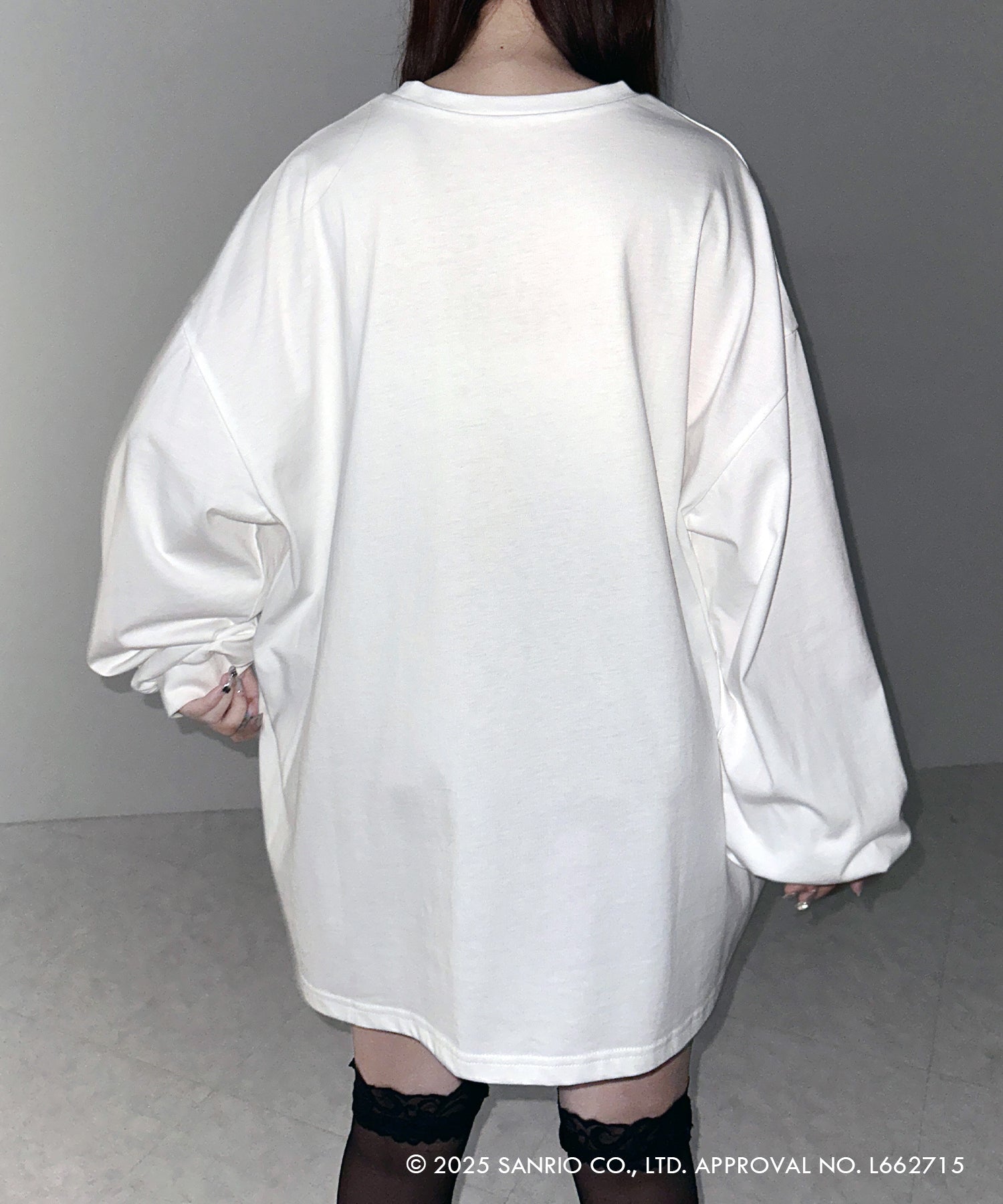 【 HELLO KITTY × me+em select 】ハローキティ刺繍長袖ビッグロンT / Hello Kitty embroidery big long sleeve T-Shirts【 セットアップ着用可能 】