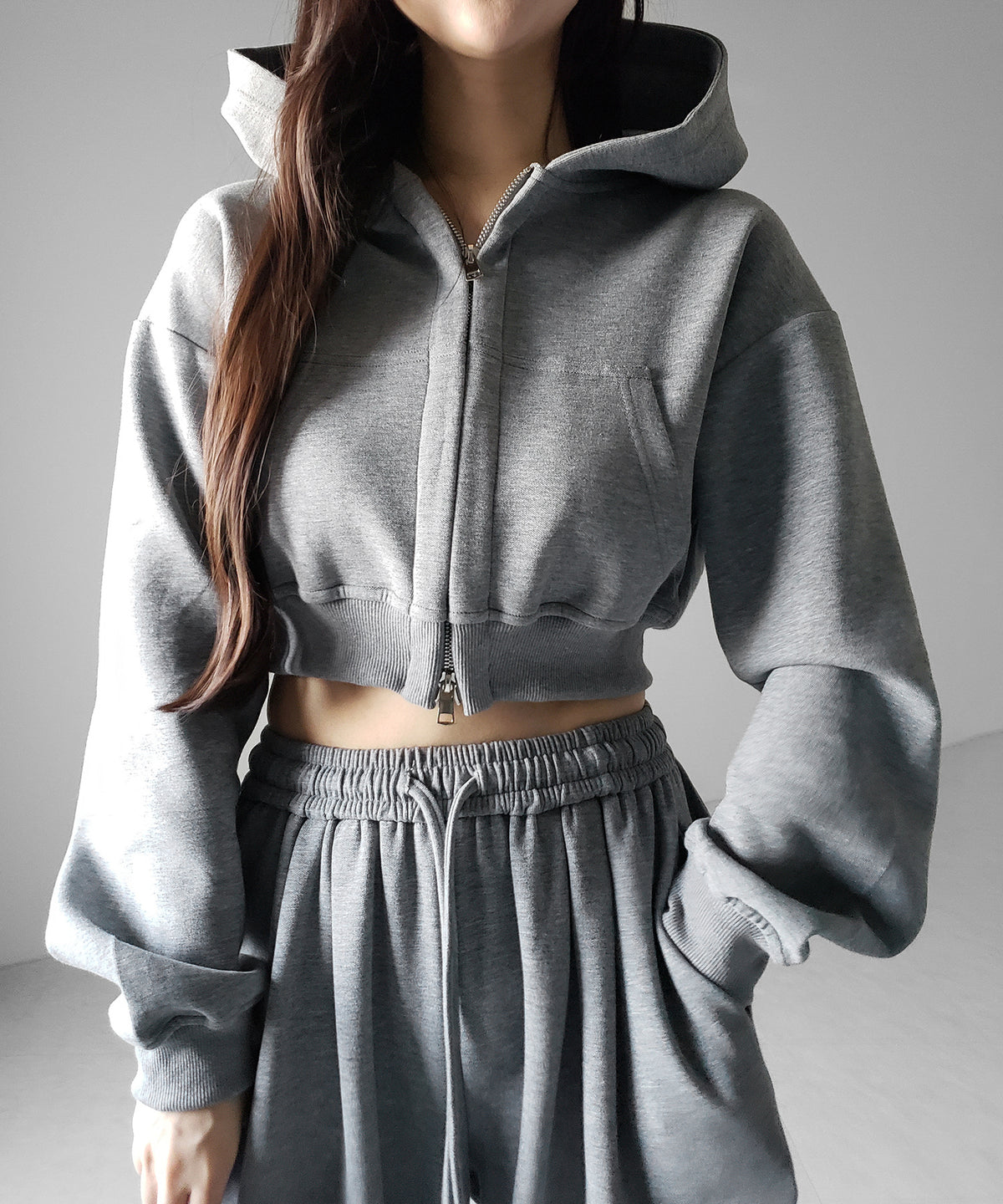 【 セットアップ 】ダブルジップショートパーカー + タックワイドスウェットパンツ SET / double zip short hoodie + tuck wide sweat pants SET