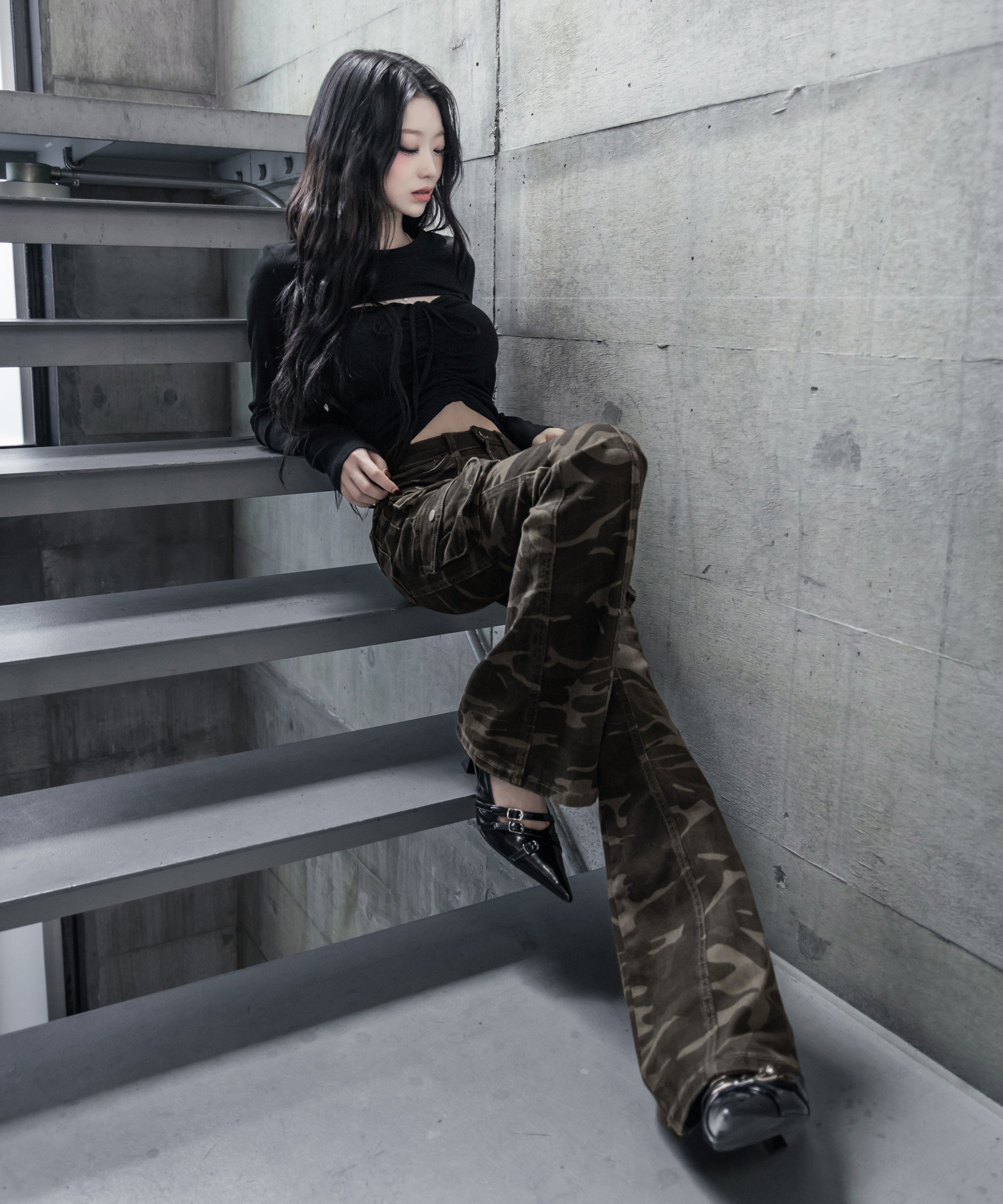 ヴィンテージカモフラストレッチカーゴフレアデニム / vintage camouflage stretch cargo flare denim