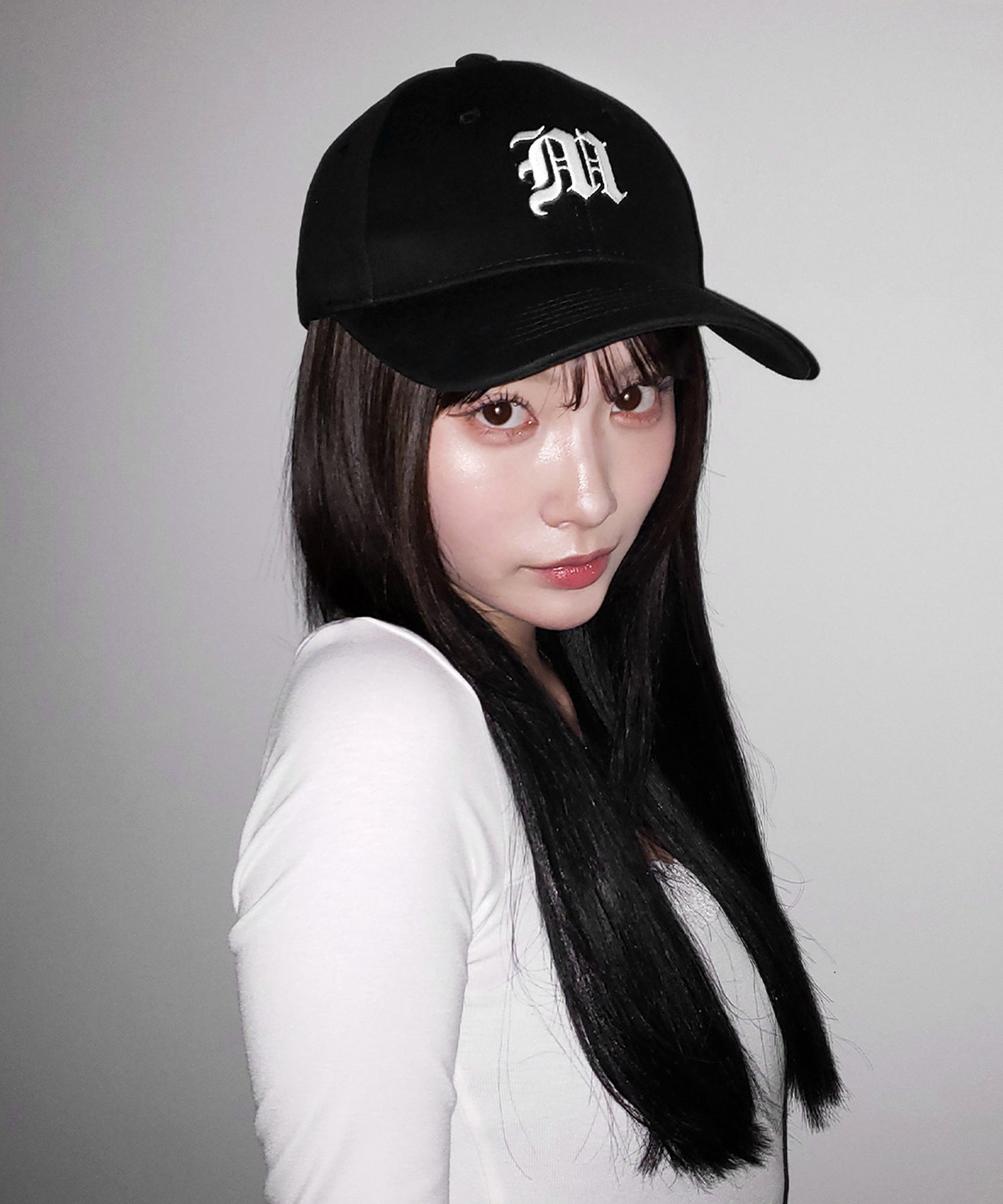 M LOGO embroidery CAP / M LOGO 刺繍キャップ