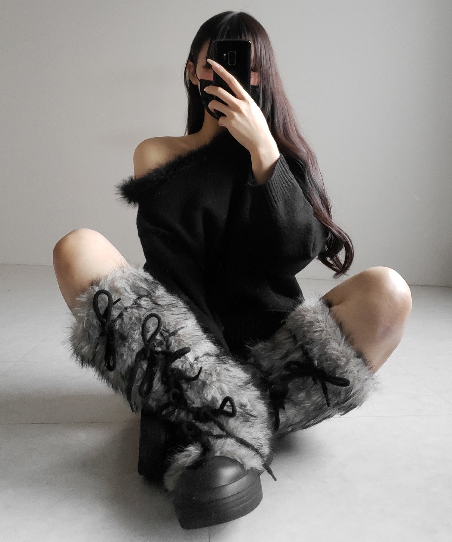 【 ニットセットアップ 】フェイクファーワンショルオーバーニット + ニットショートパンツ SET / fake fur one-shoulder over knit + knit short pants SET