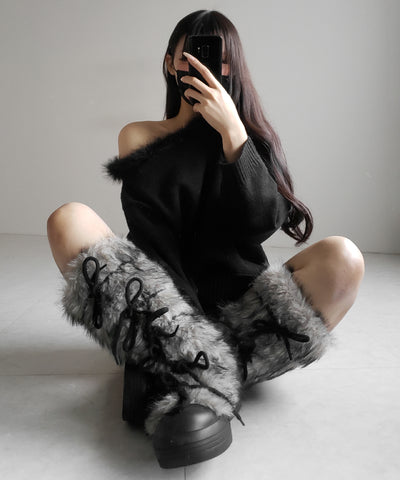 【 ニットセットアップ 】フェイクファーワンショルオーバーニット + ニットショートパンツ SET / fake fur one-shoulder over knit + knit short pants SET