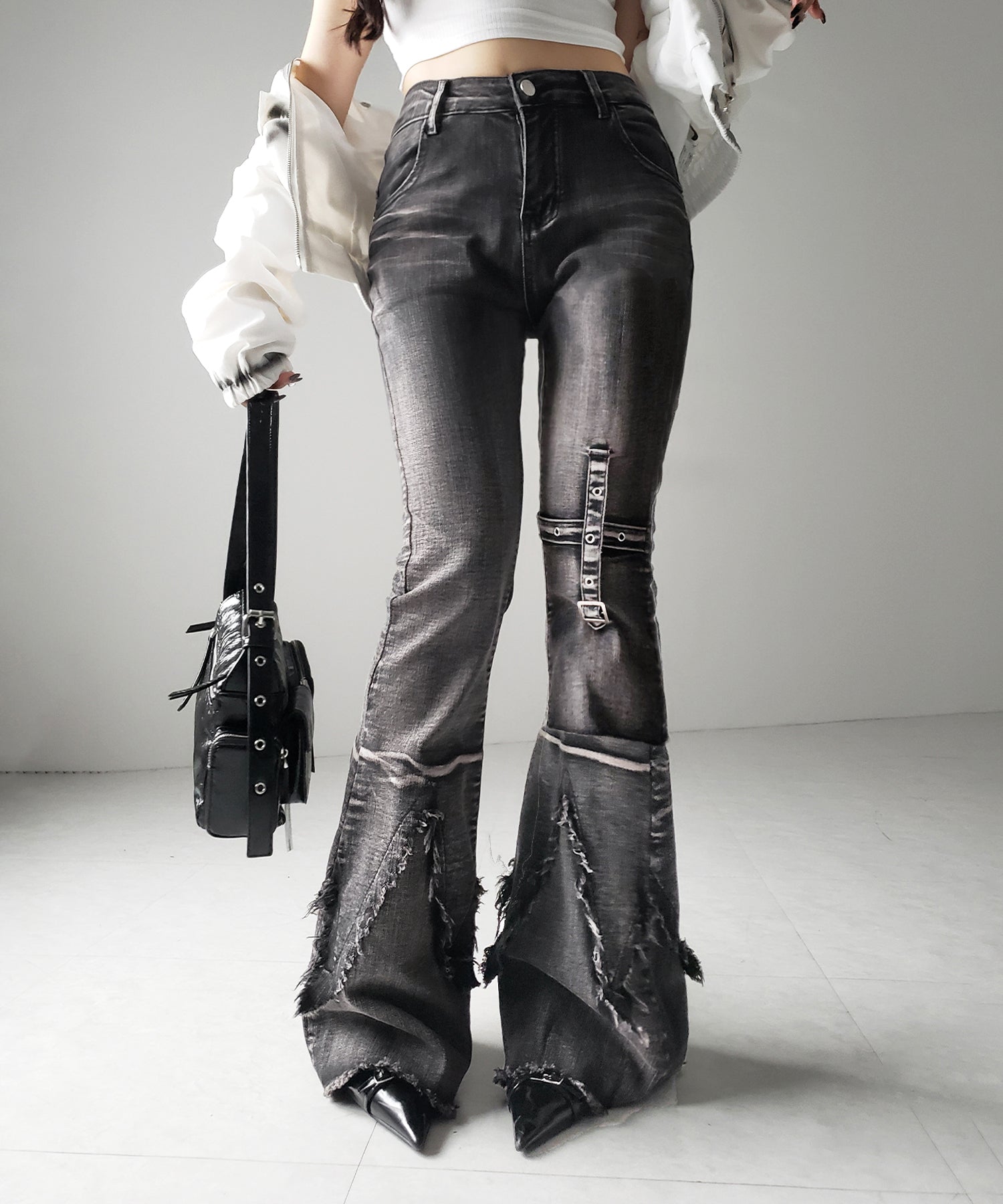 クロスデザインヴィンテージライクフリンジストレッチフレアデニム / cross design vintage-like fringe stretch flare denim