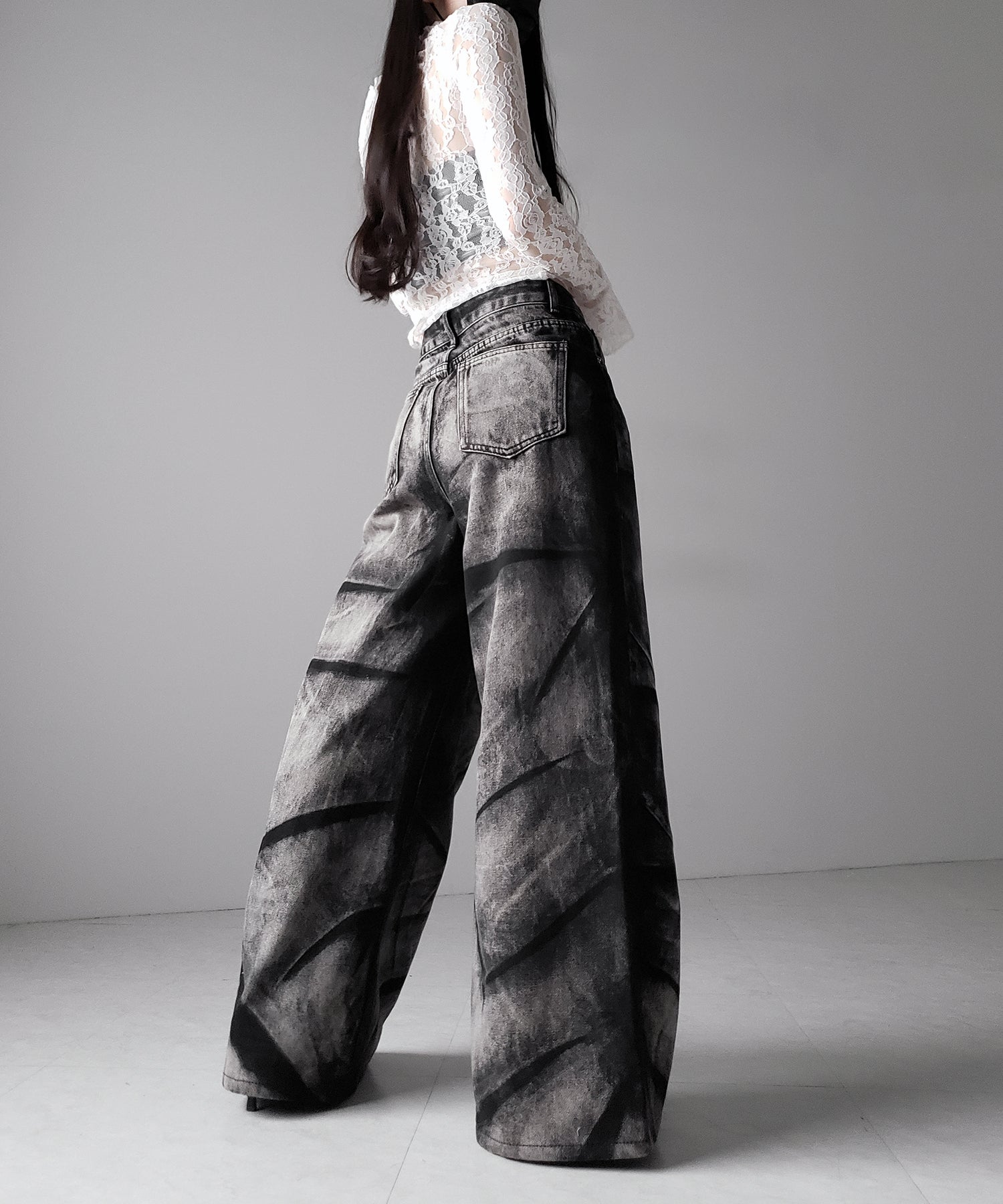 【 4size 】CRACKクラッシュヘビーブリーチブラックワイドデニム / CRACK crash heavy bleach black wide denim