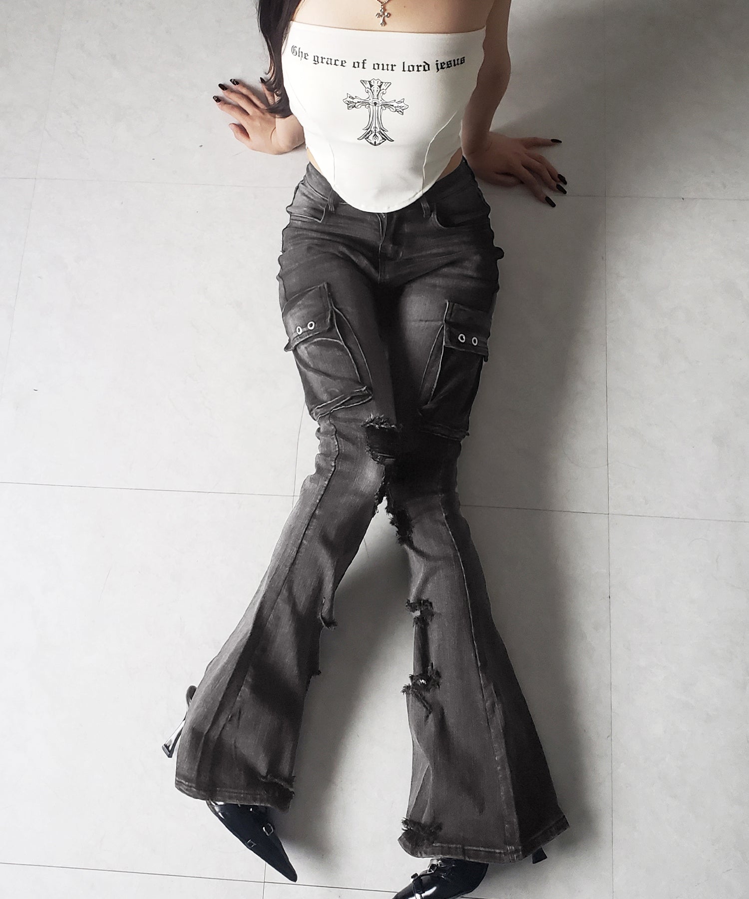 【 2color / 4size 】カーゴデザインヴィンテージライクダメージストレッチフレアデニム / cargo design vintage-like damage stretch flare denim