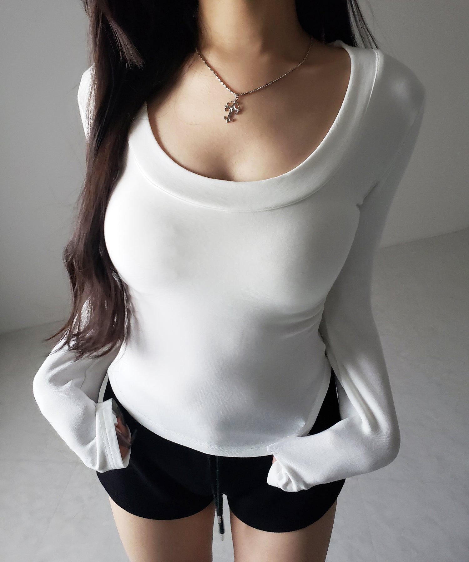 UネックスーパーフィットスリムロンT / U-neck super fit slim long sleeve T-Shirt