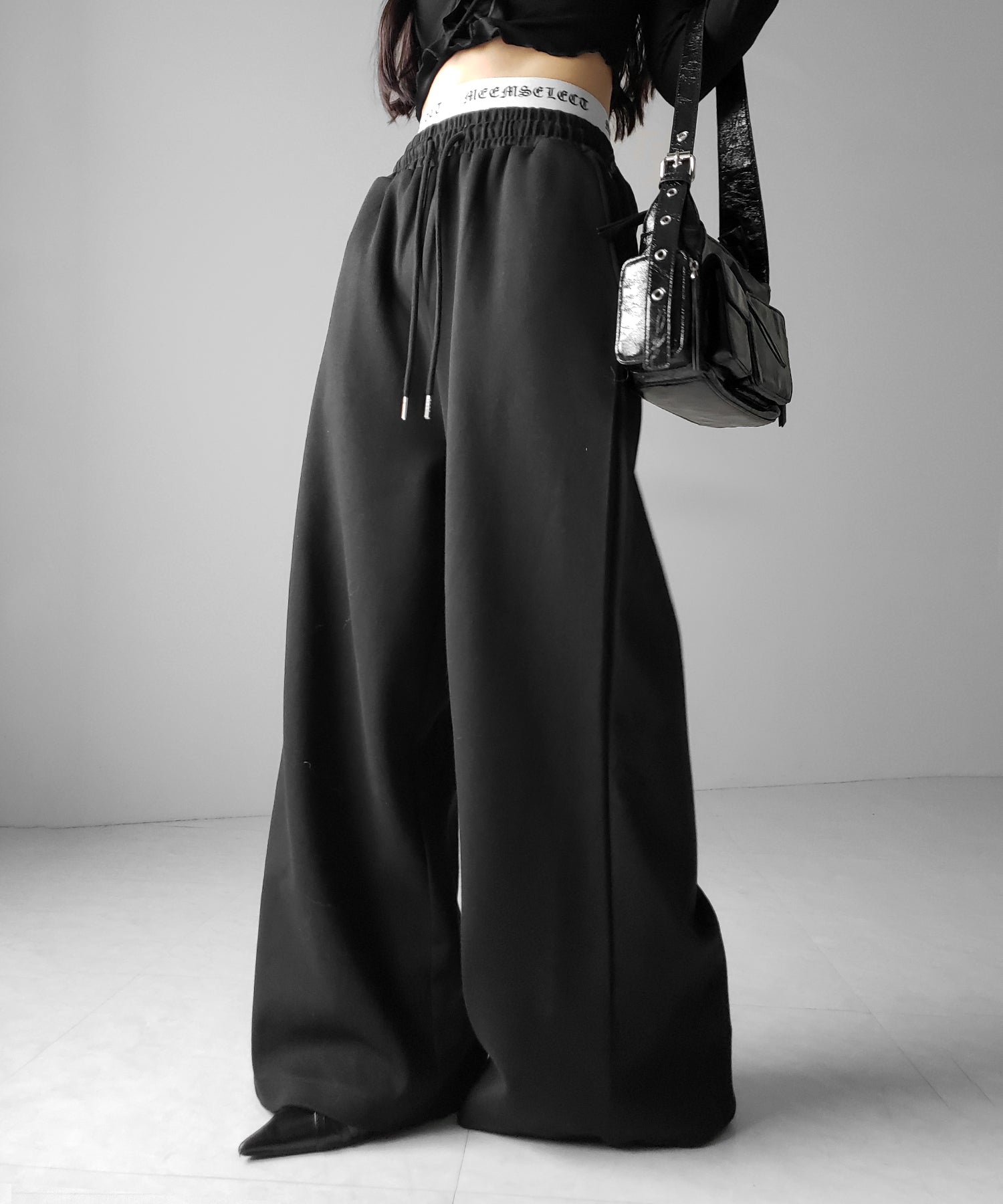 ウエストグランジロゴスウェットワイドパンツ / waist grunge logo sweat wide pants