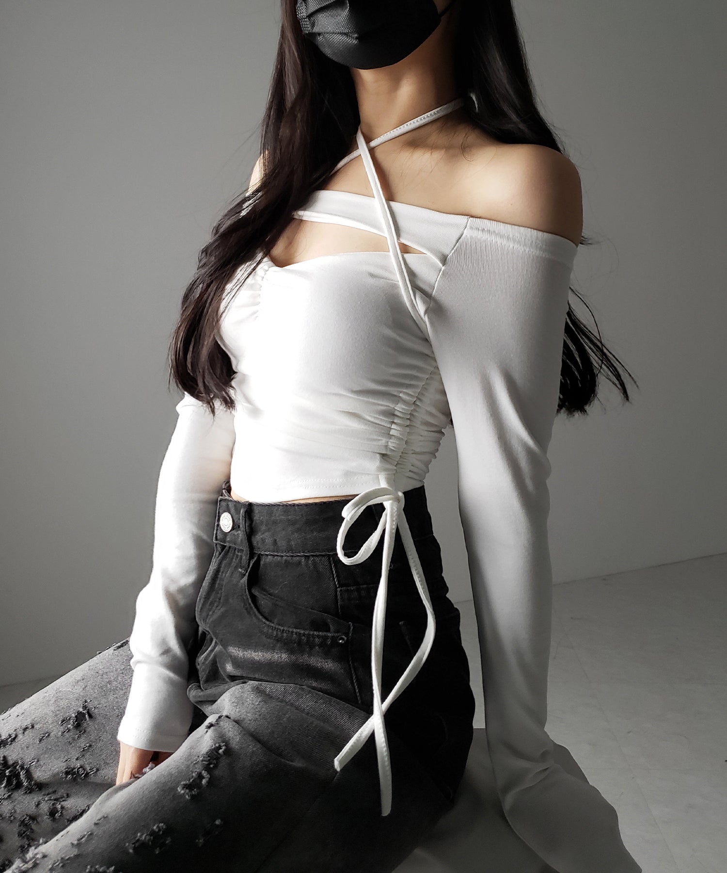 【 新色ピンク追加! / 2WAY 】クロスストラップリボンカットアウトオフショルトップス / cross strap ribbon cutout offshoulder tops