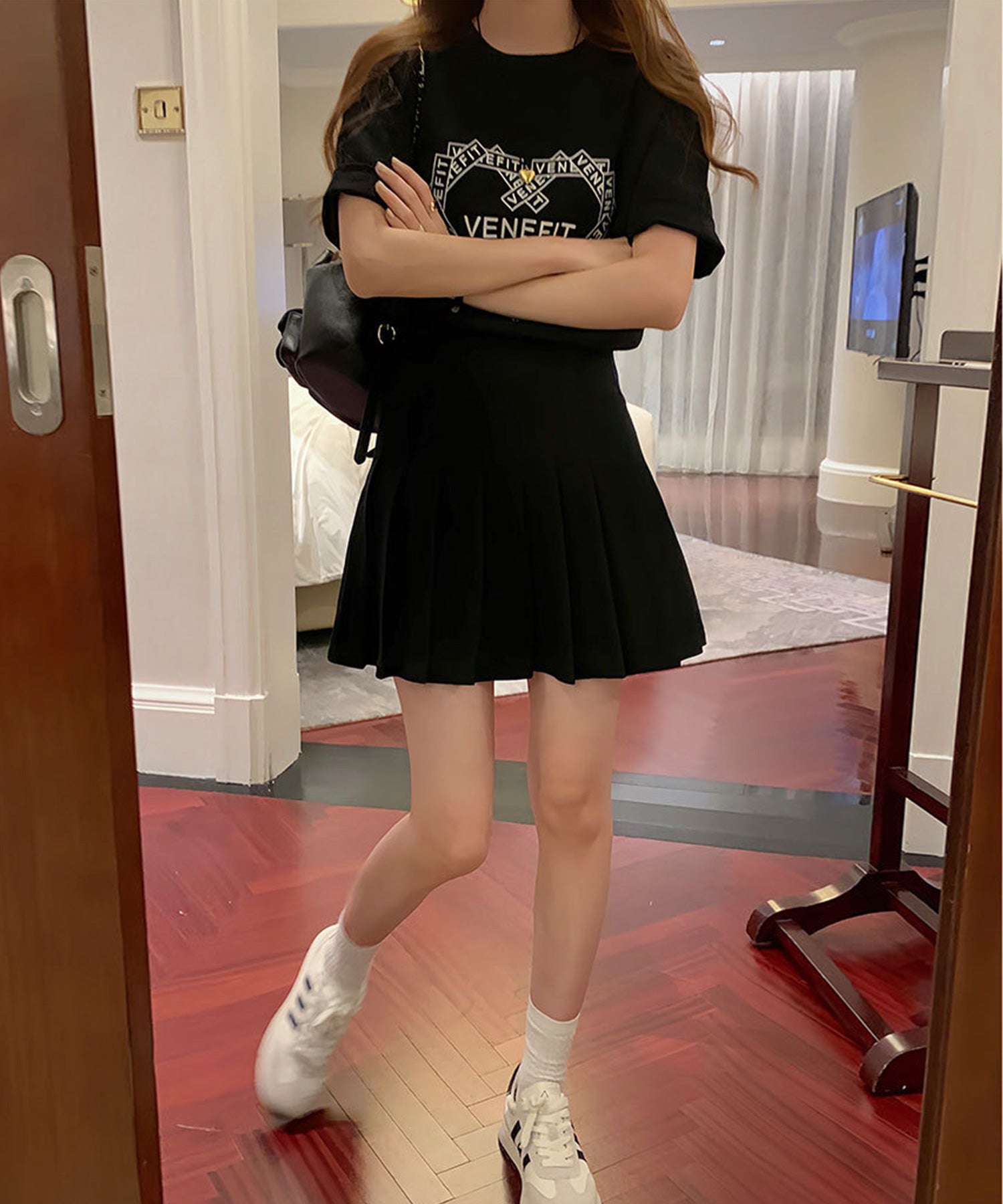 【 セットアップ 】VENEFIT ロゴトップス&プリーツミニスカート SET