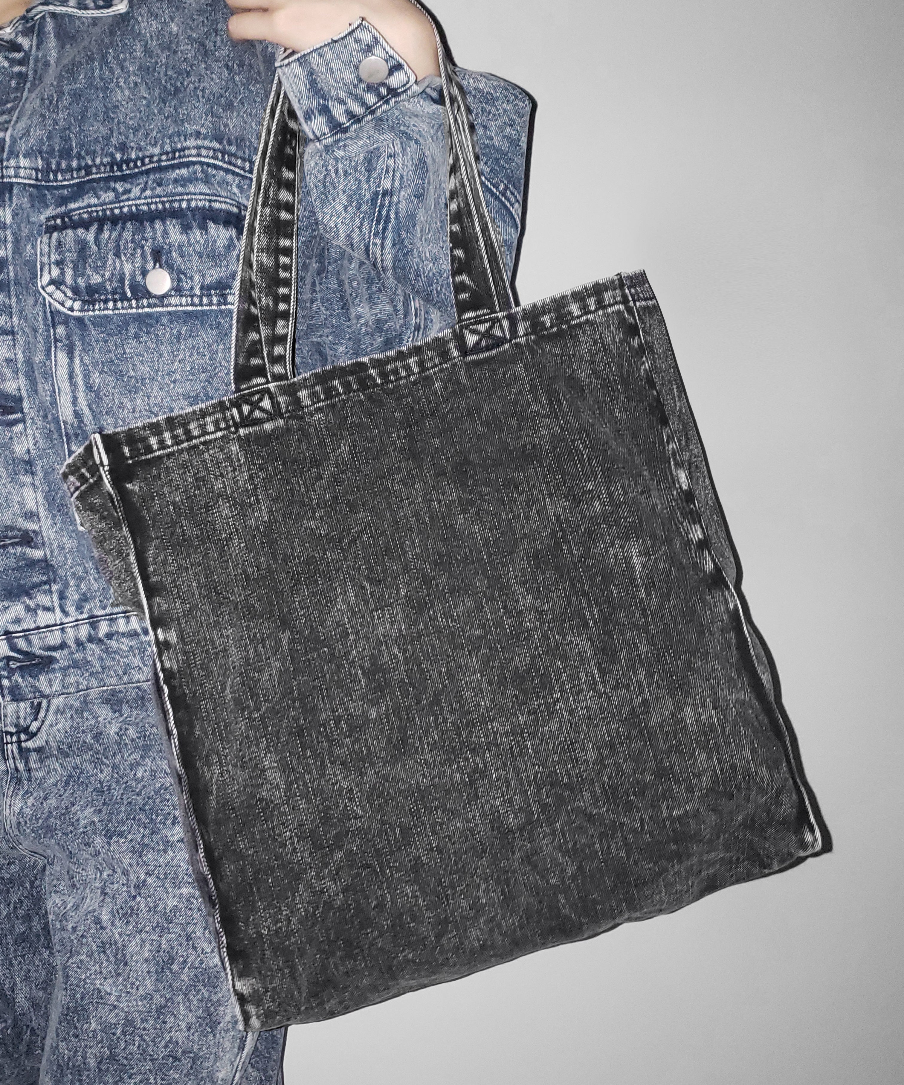 【 2color 】ヴィンテージケミカルブリーチビッグスクエアデニムトートバッグ / vintage chemical bleach big square denim tote bag