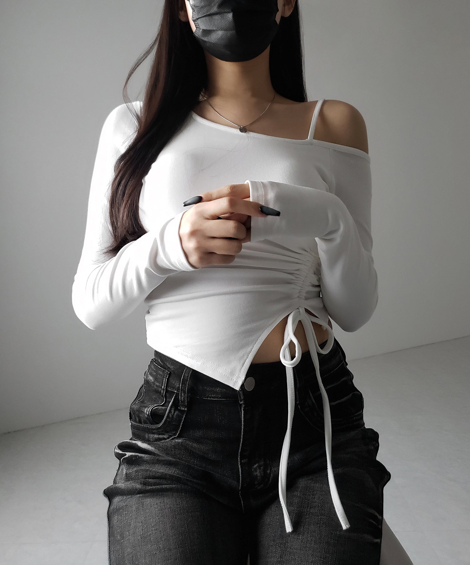【 裏起毛 / カップ付 】サイドシャーリングリボンワンショルトップス / side shirring ribbon one shoulder tops