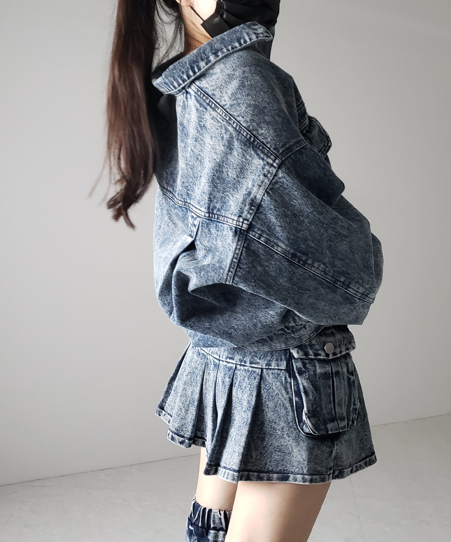 【 セットアップ着用可能 】ヴィンテージケミカルブリーチプリーツデニムミニスカート / vintage bleached pleated denim mini skirt