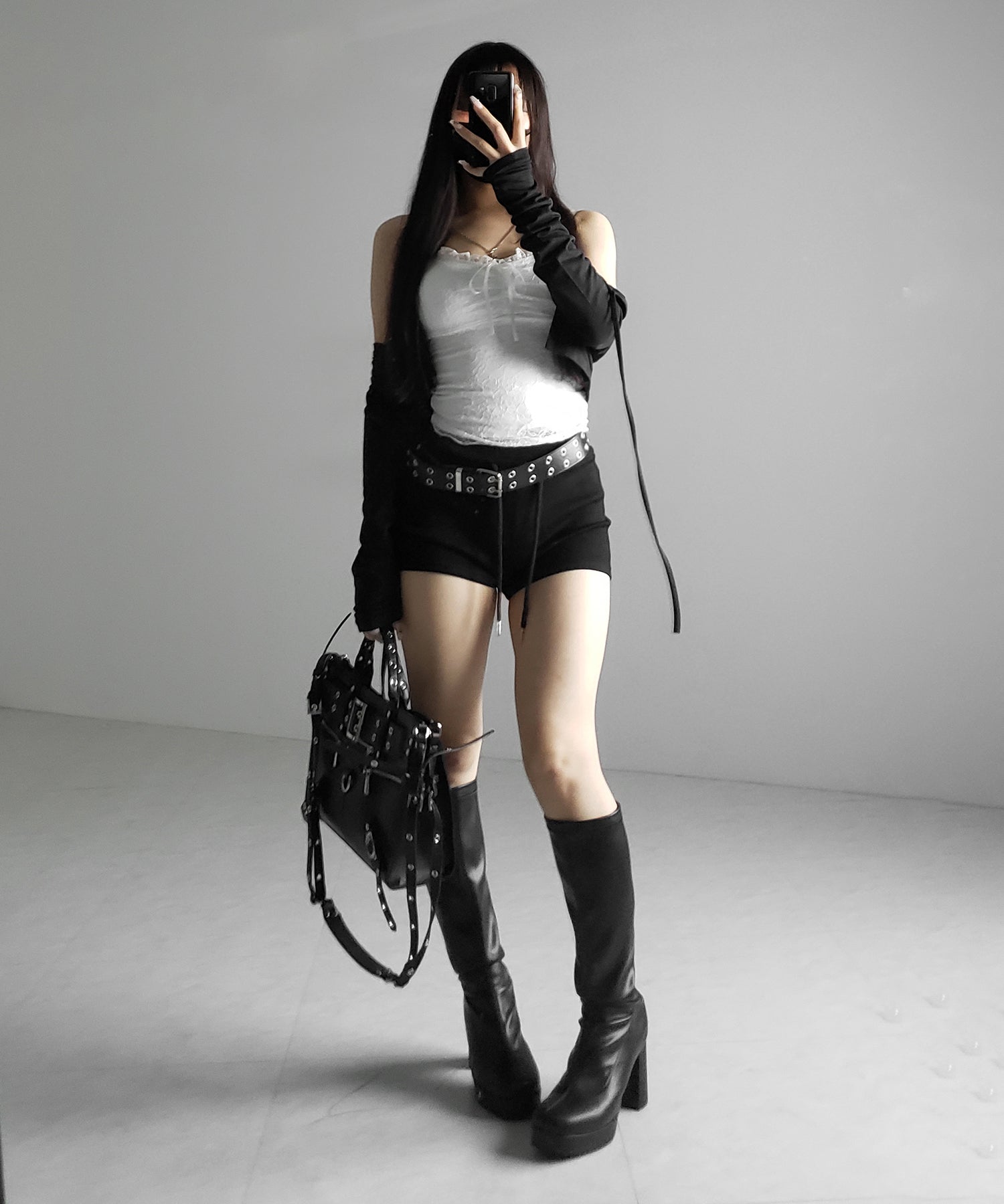 【 2color 】フロントリボンレースレイヤードキャミソール / front ribbon lace layered camisole