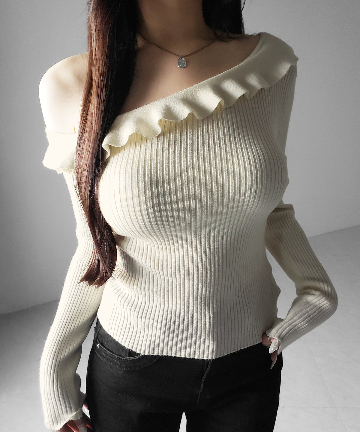 ワンショルフリルタイトリブニットトップス / one-shoulder frill tight rib knit tops