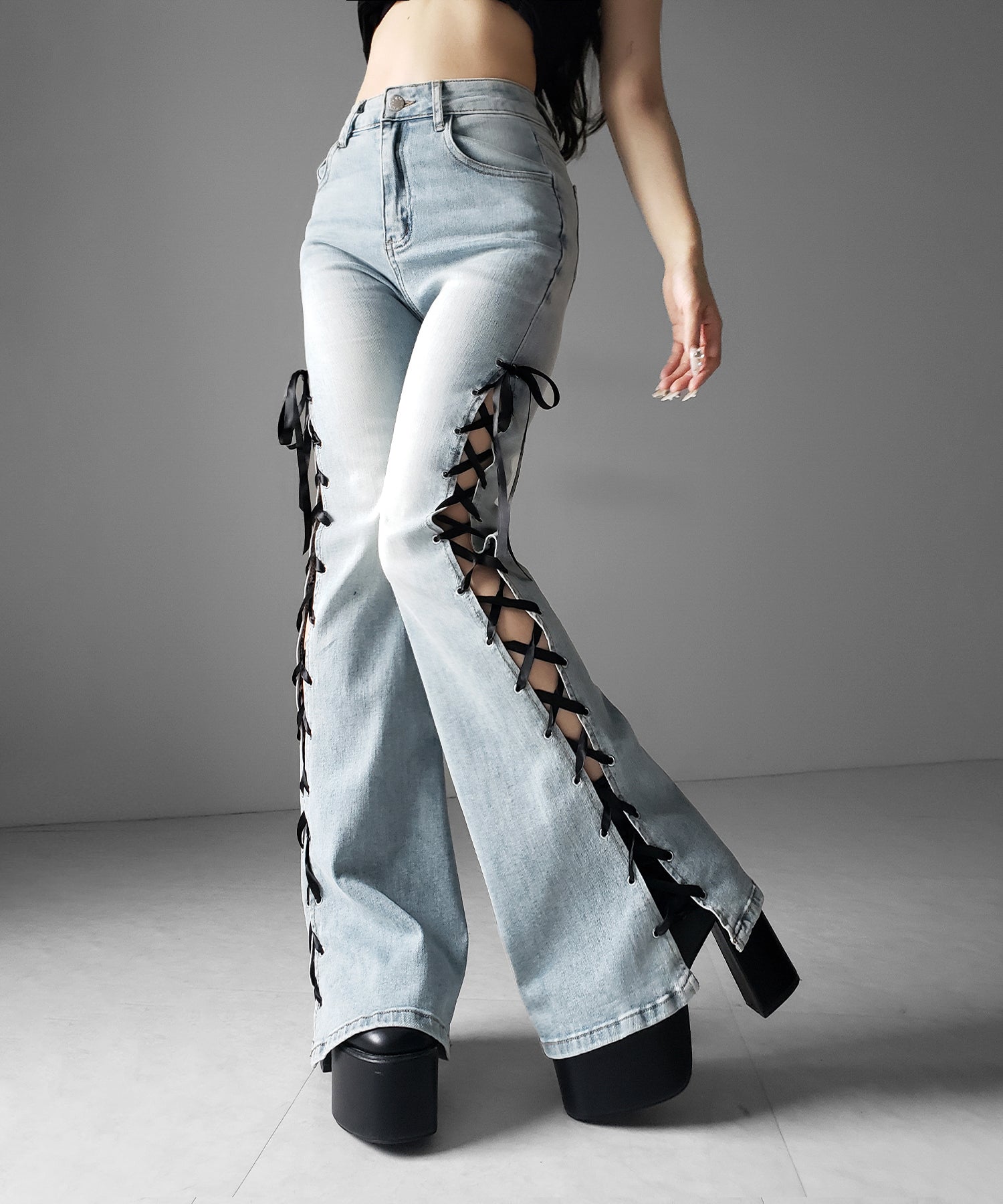 サテンリボンレースアップカットアウトストレッチフレアデニム / satin ribbon laceup cutout stretch flare denim