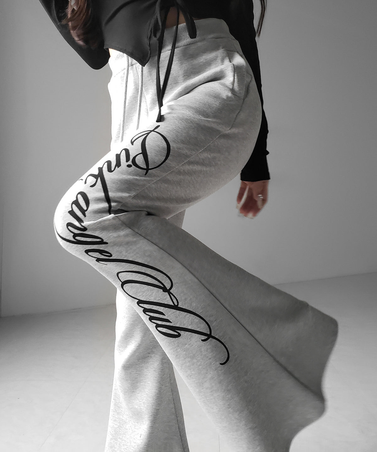 クロスリボンスクエアネック長袖Tシャツ / cross ribbon square neck long sleeve T-shirts