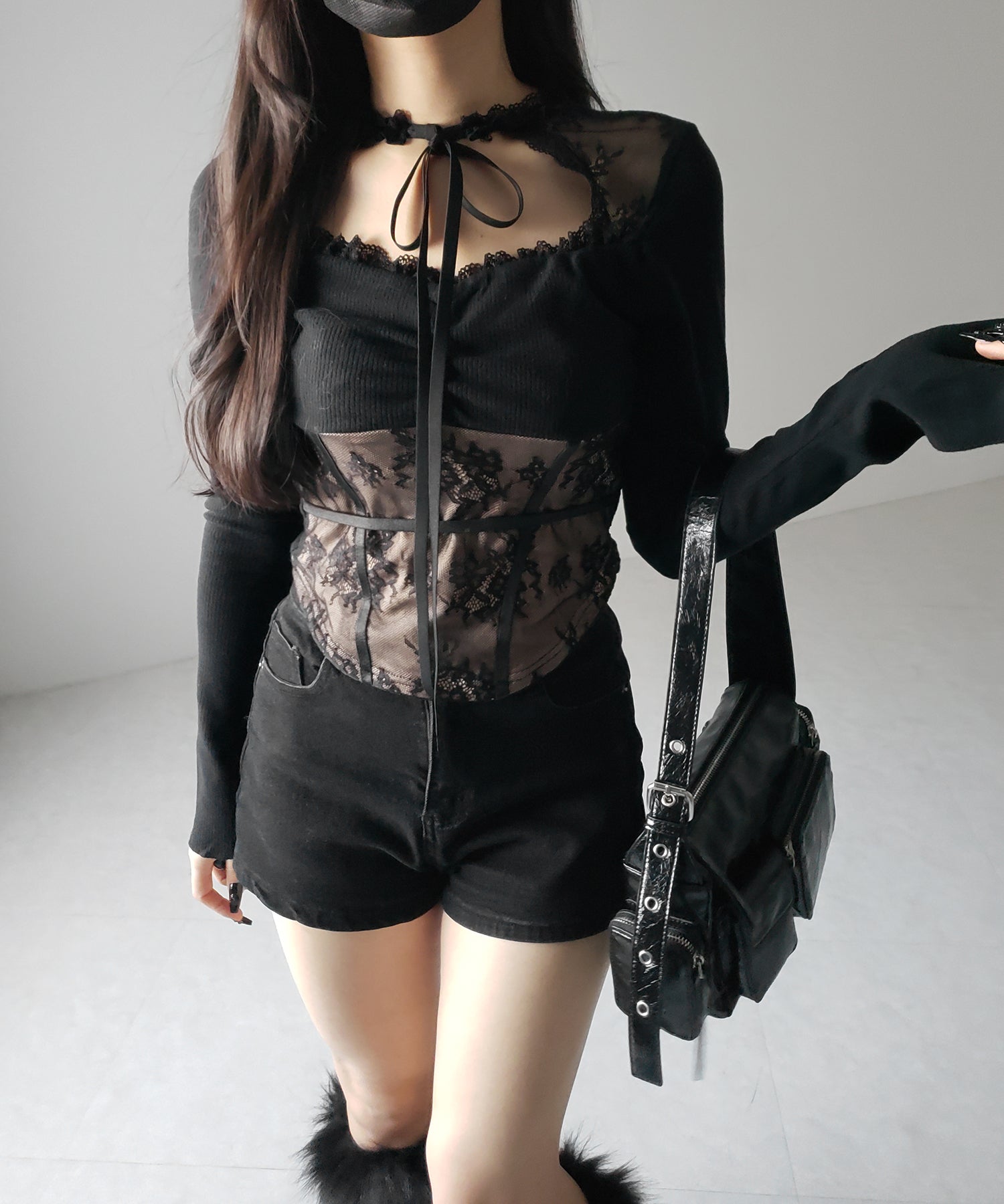 【 2color 】チョーカーネックリボンレーシーカットソートップス / choker neck ribbon lacy cutsaw tops