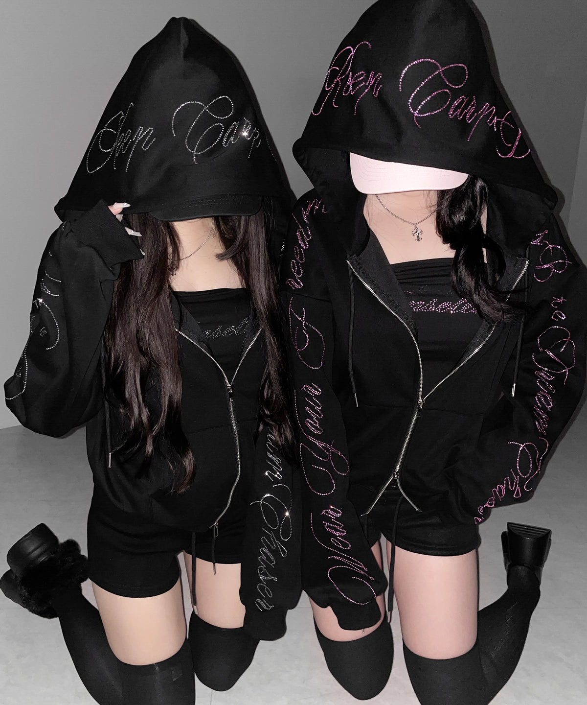 【 セットアップ可能 】ラインストーンロゴダブルジップパーカー / Rhine stone logo double zip hoodie
