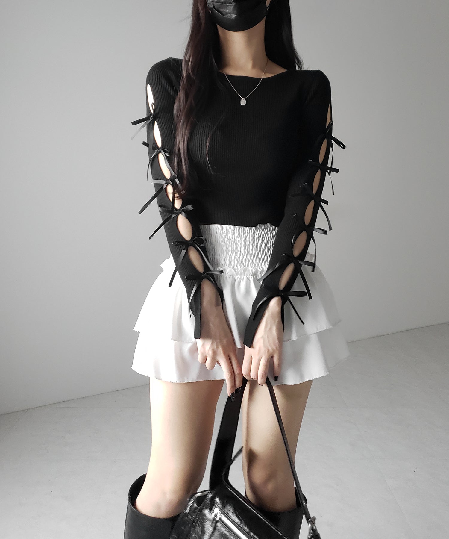 【 2color 】カットアウトリボンショートリブニット / cut out ribbon short rib knit