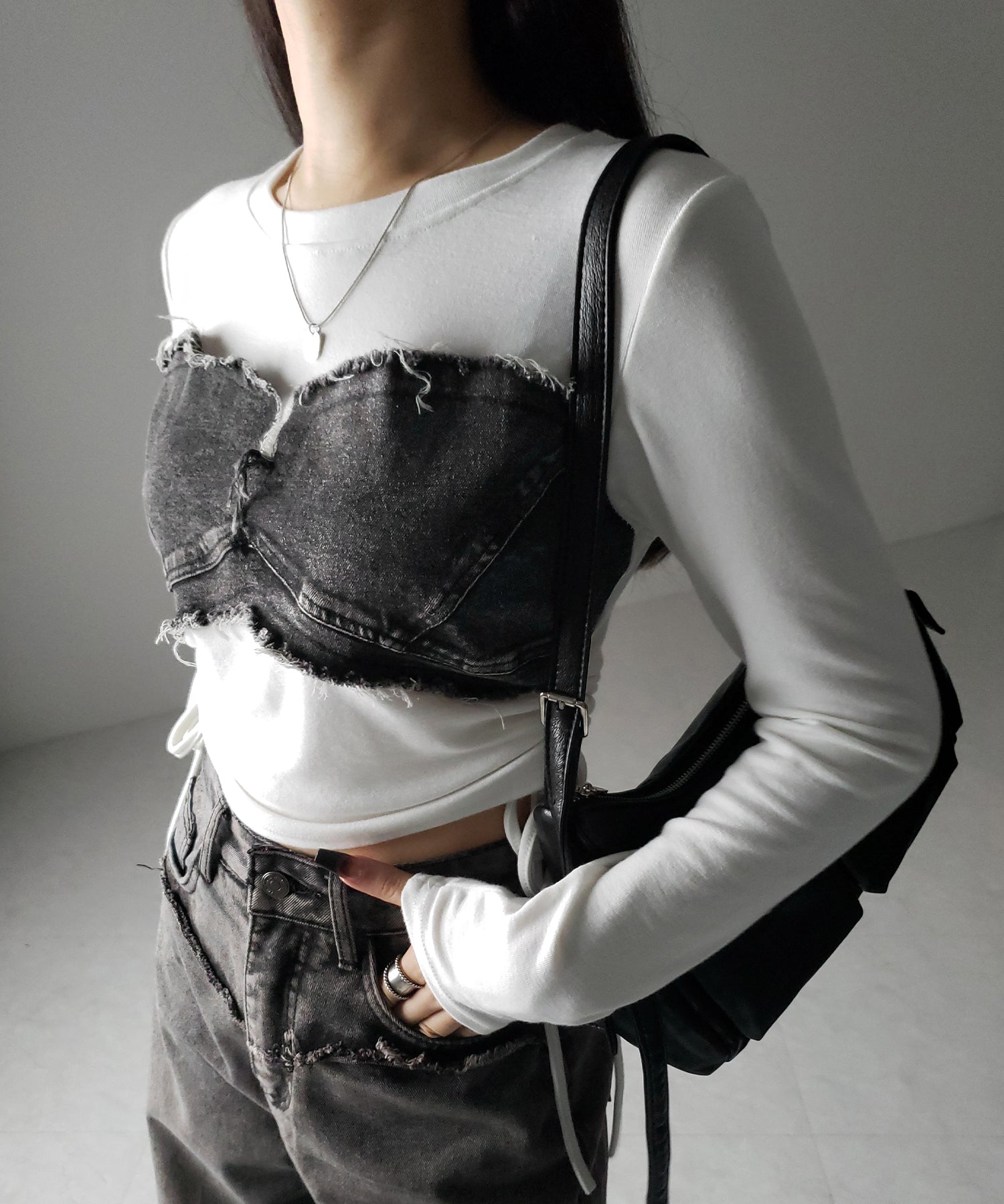 【 2color 】サイドリボンダメージデニムドッキングTシャツ / side ribbon damage denim docking Tee