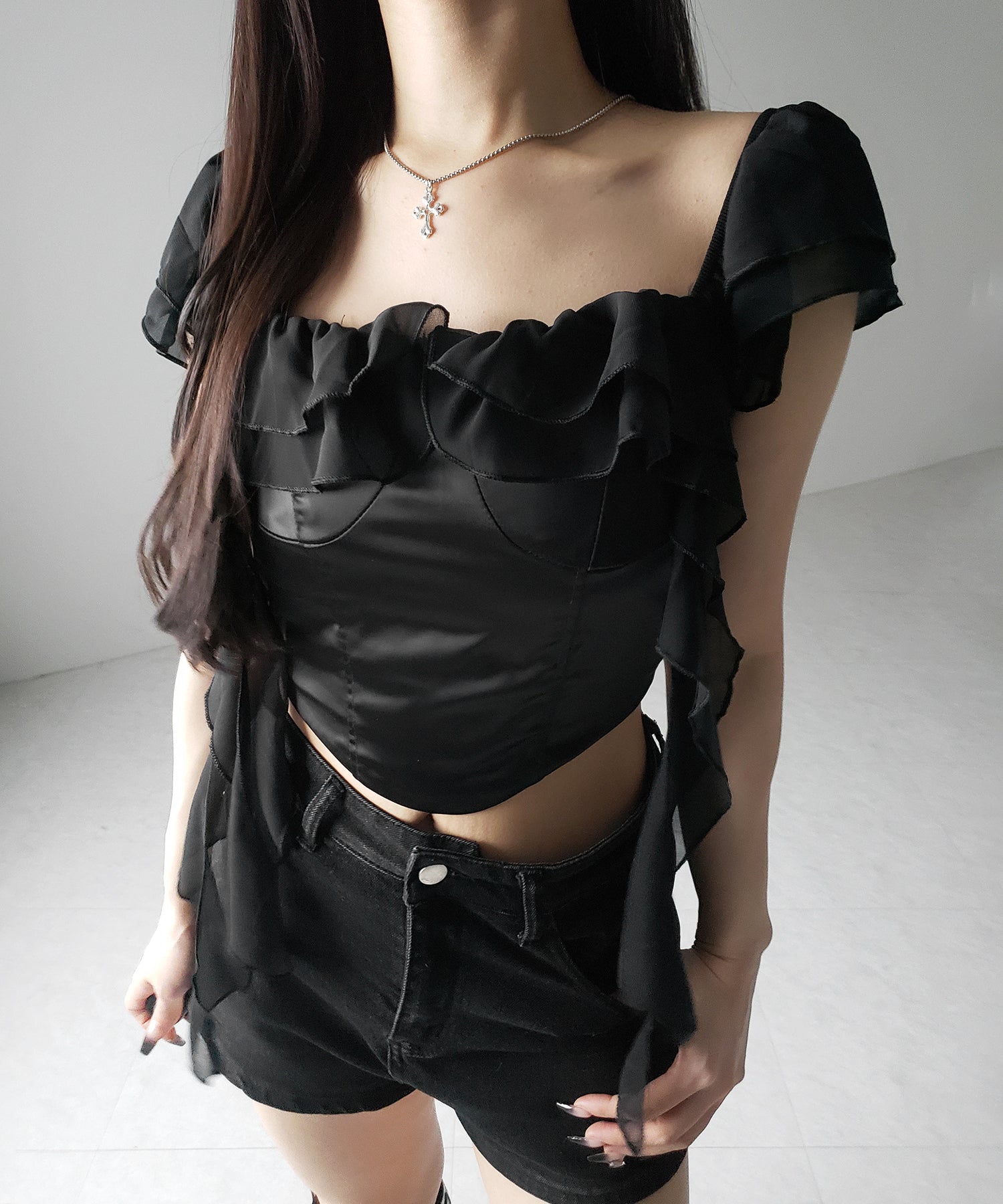 【 2WAY 】シアーフリルコルセットサテンショートブラウス / sheer frill corset satin short blouse