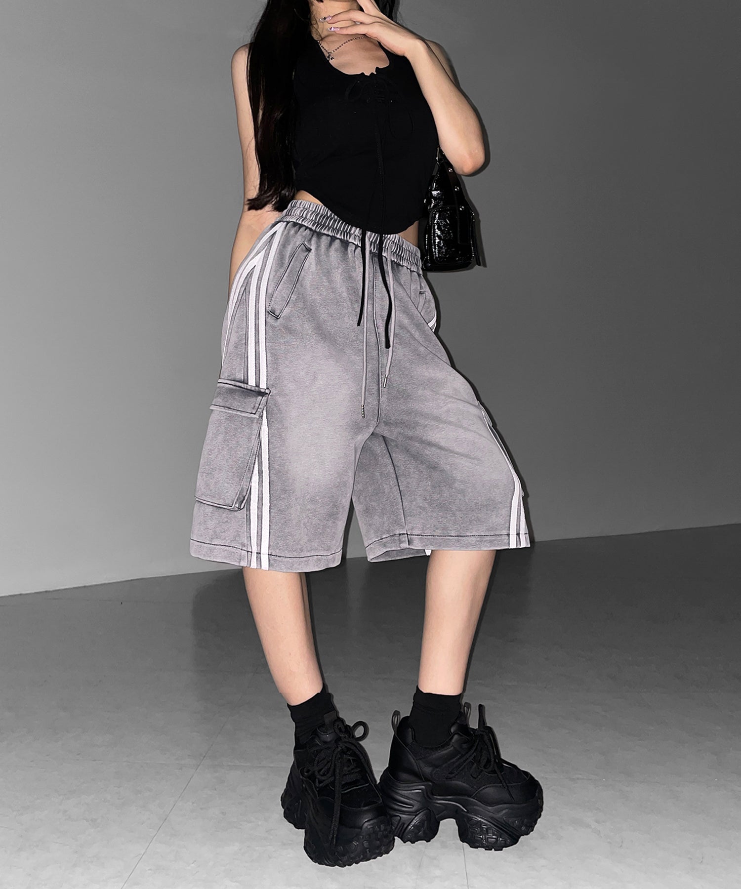 サイドラインヴィンテージワイドカーゴスウェットハーフパンツ / sideline vintage wide cargo sweat half pants