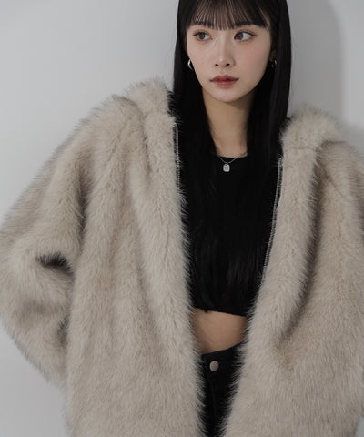 【 リバーシブル2WAY】ビッグフーディボリュームフェイクファーブルゾン / Reversible big hoodie volume fake fur blouson