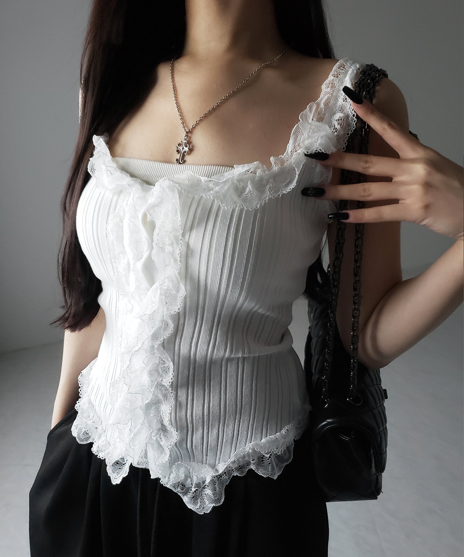 【 2color 】レースフリルドッキングリブニットキャミタンク / lace frill docking lib knit cami tank