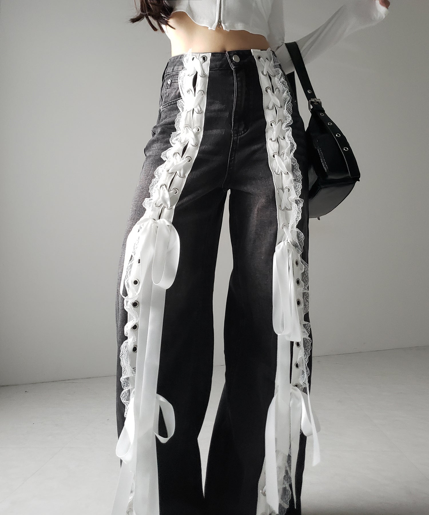 サテンリボンレースアップワイドデニムパンツ / satin ribbon lace up wide denim pants