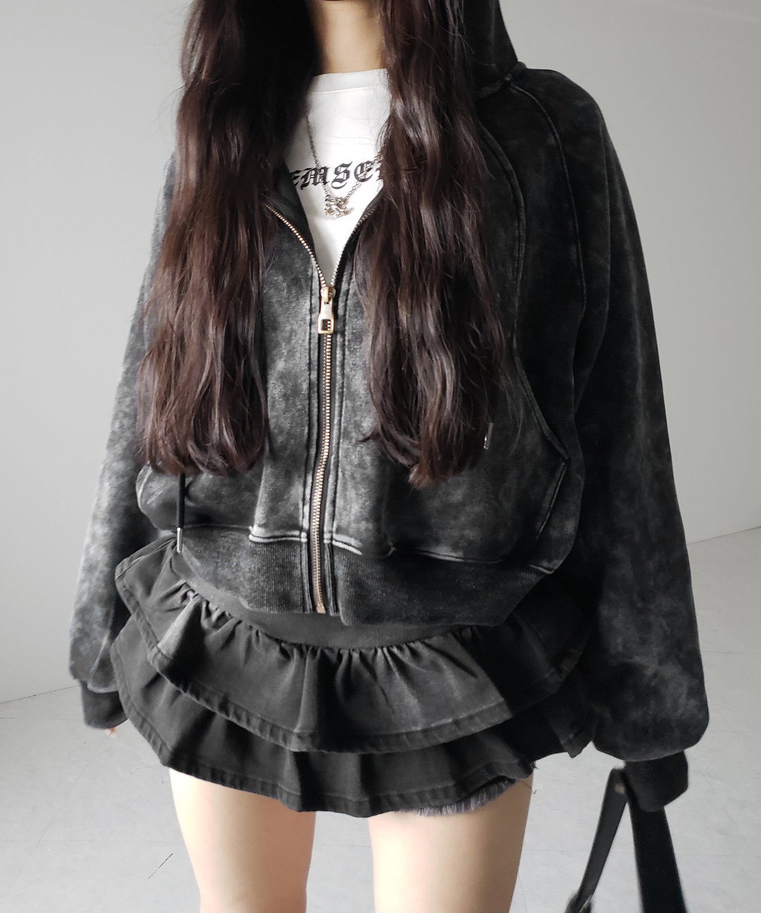 【 2color 】ベルテッドフリルヴィンテージデニムミニスカパン / Belted frill vintage denim mini skirt pants