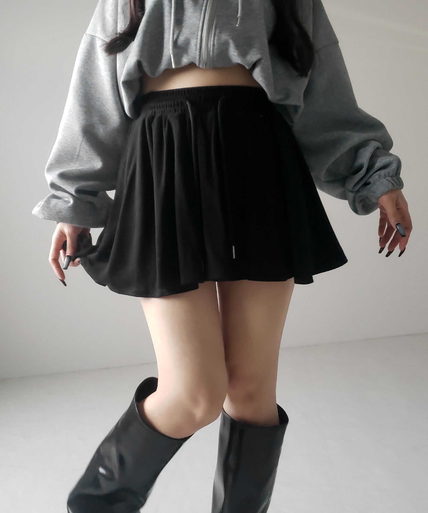 【インナーパンツ裏地付 】ハイウエストカットフレアミニスカート / High waist cut flare mini skirt