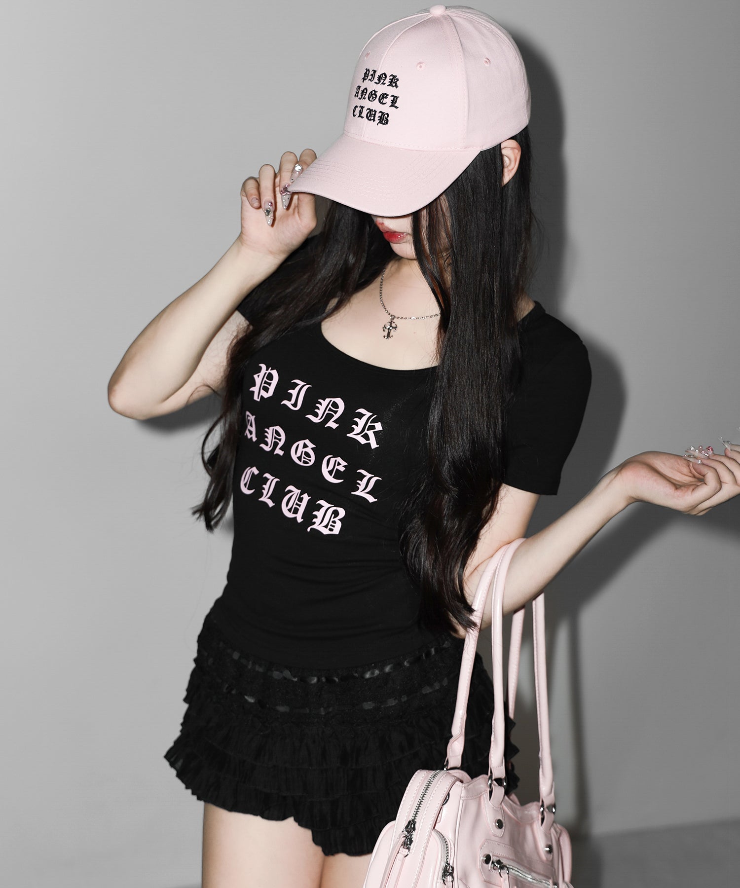 【 PINK ANGEL CLUB 】 GRUNGE LOGO embroidery CAP / グランジロゴ刺繍キャップ
