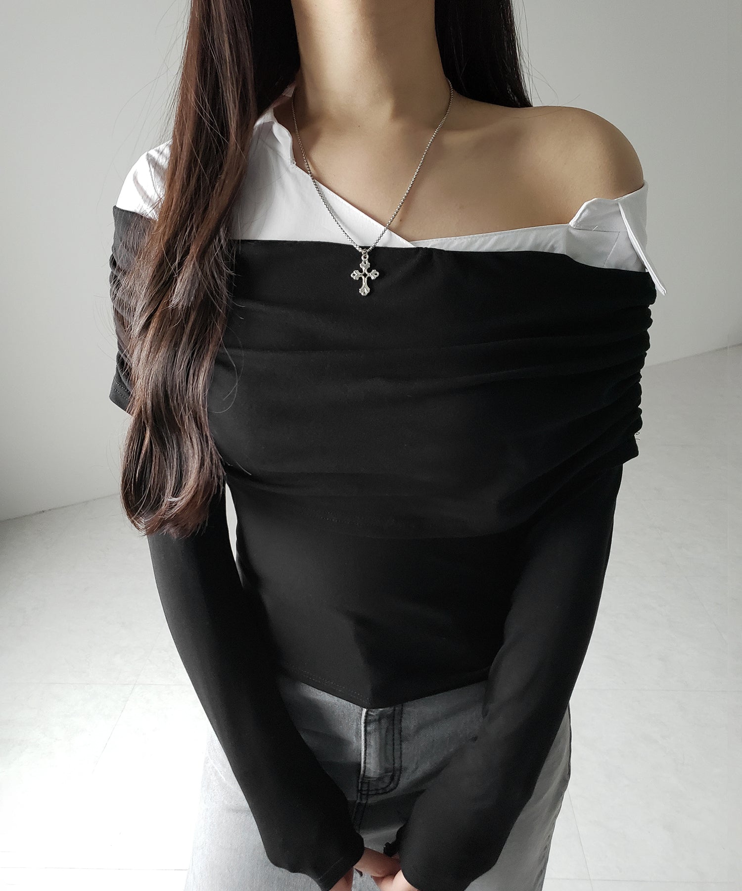 【 2color 】シャツドッキングワイドオフショルトップス / shirt docking wide off shoulder tops