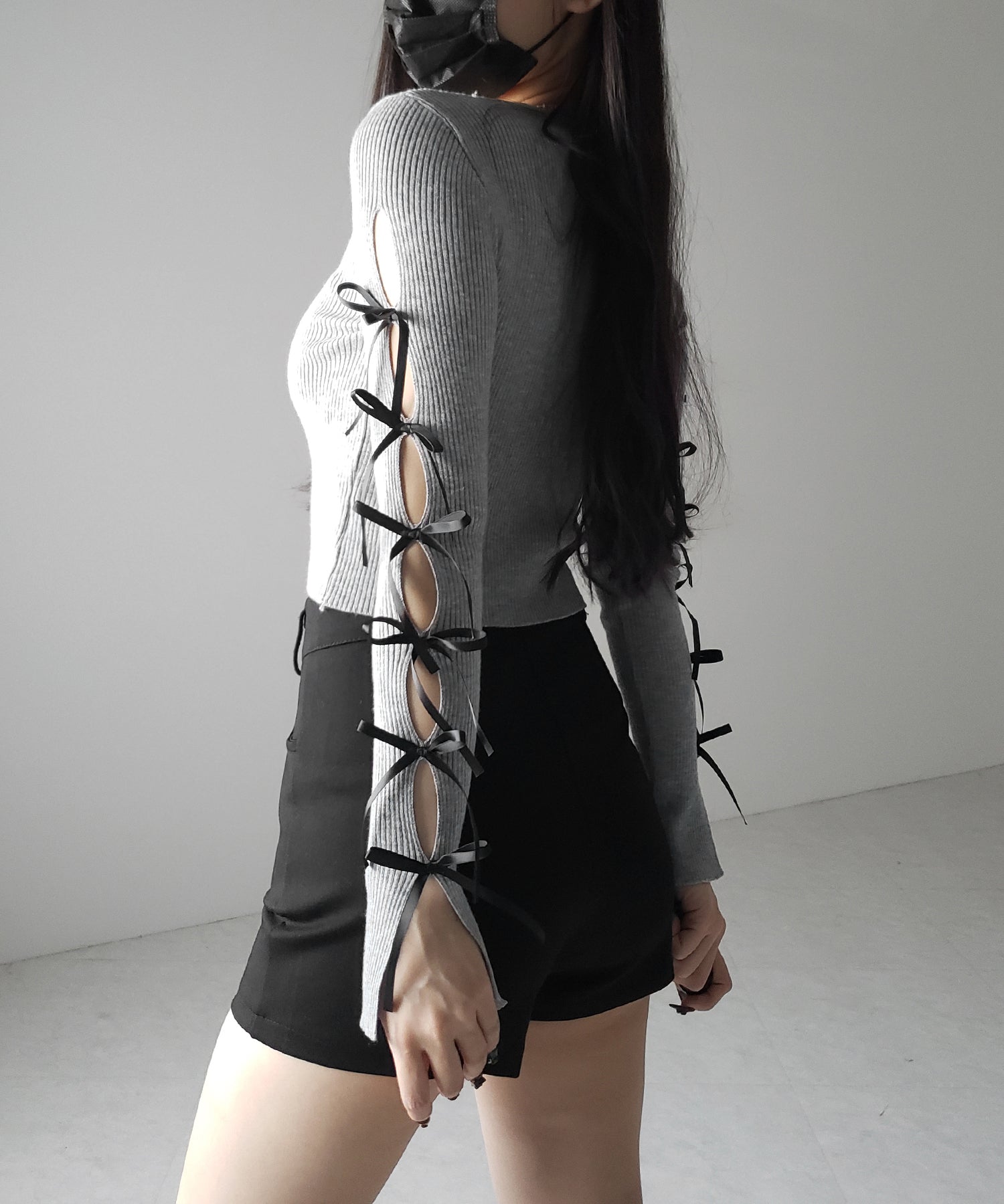 【 2color 】カットアウトリボンショートリブニット / cut out ribbon short rib knit