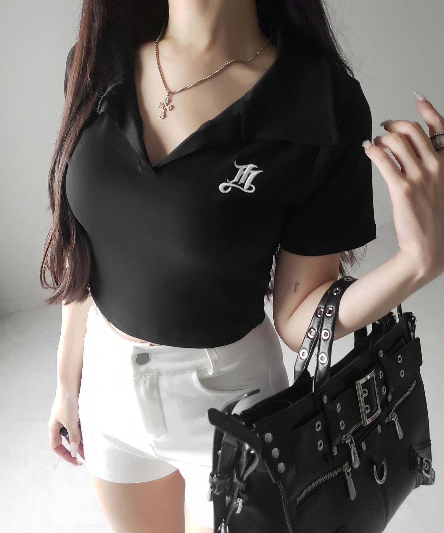 M LOGO スキッパーショート半袖Tシャツ / M LOGO skipper neck short sleeve T-shirt