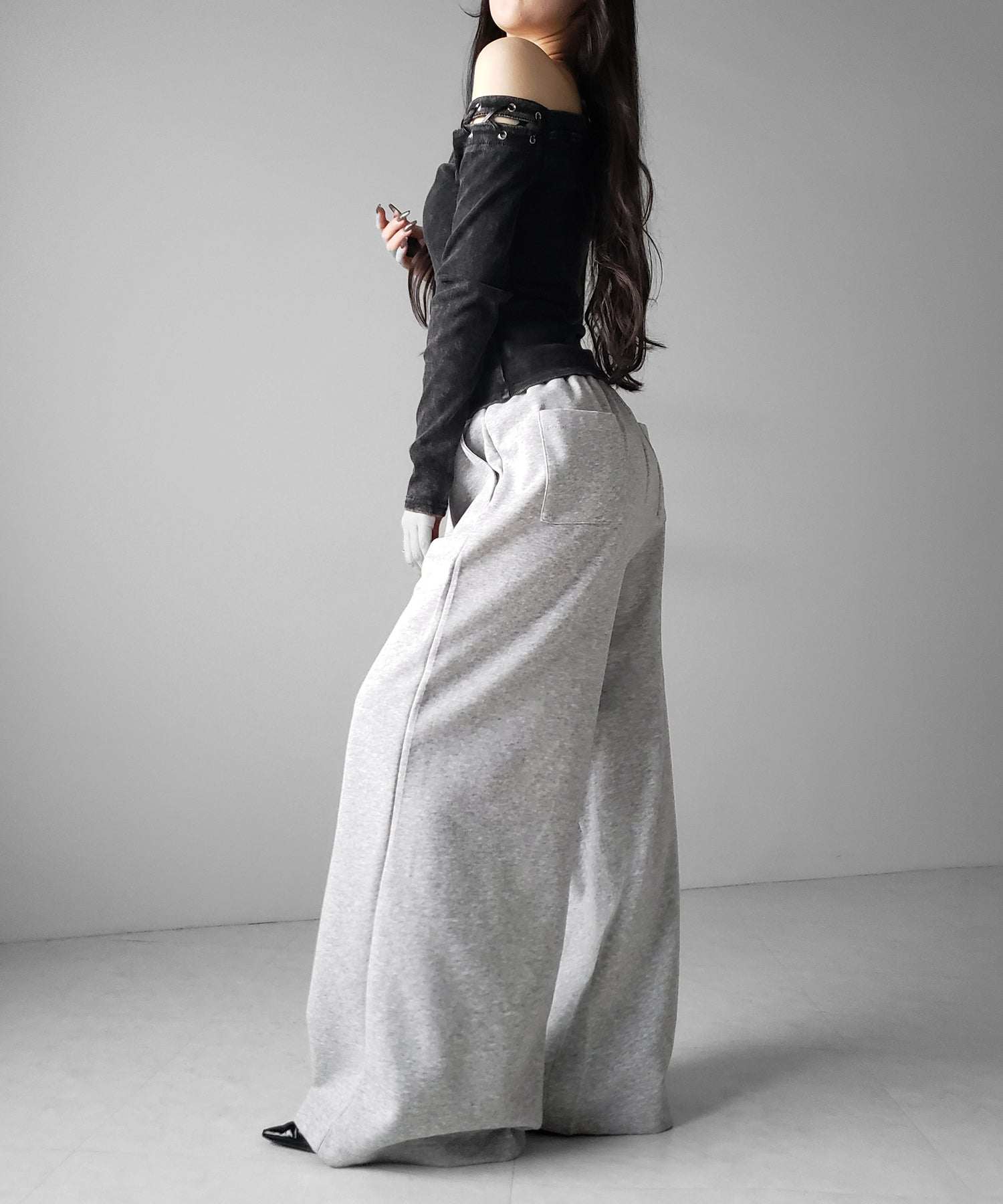 ヴィンテージカットアウトレースアップワンショルリブトップス / vintage cutout laceup one shoulder lib tops