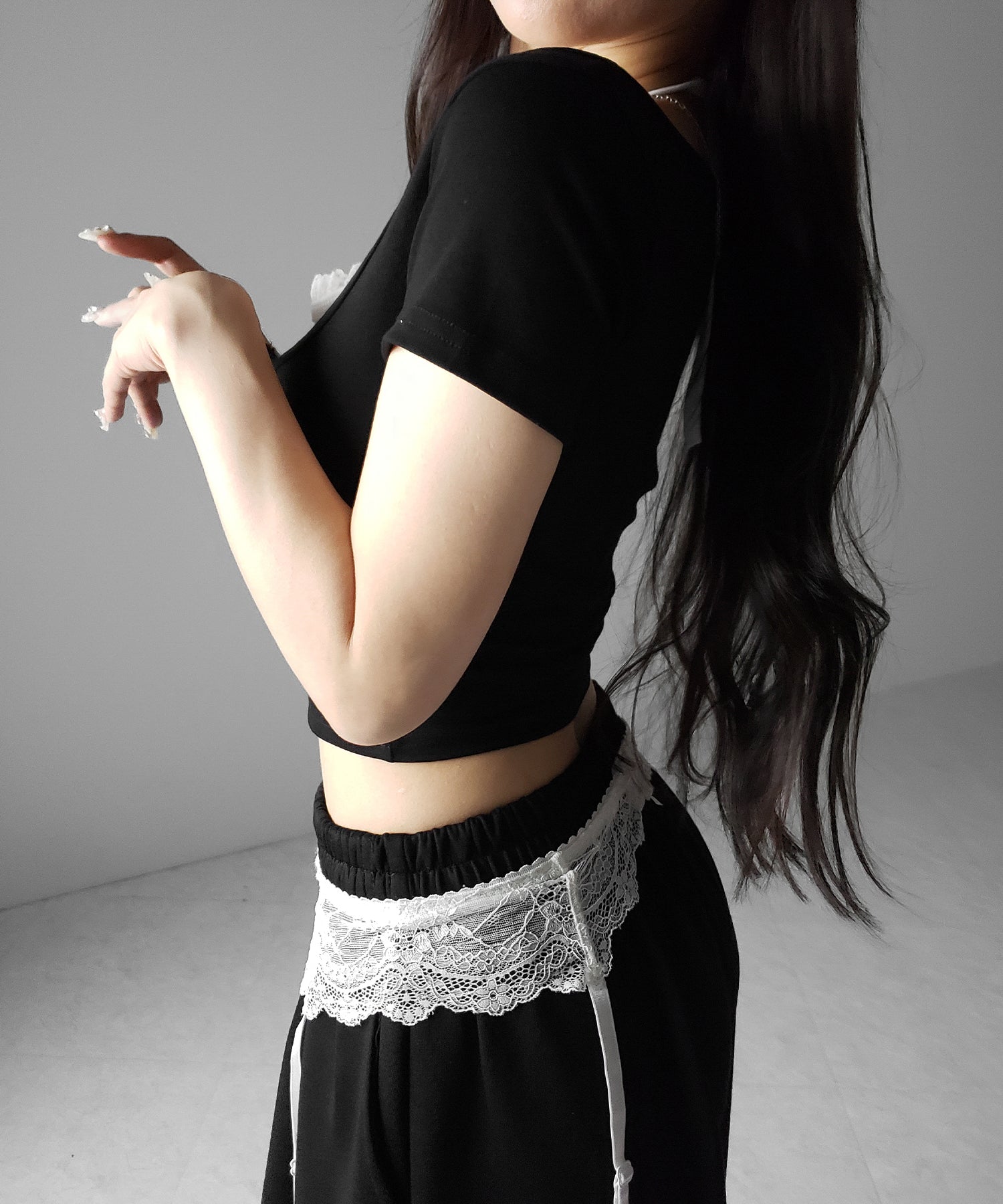 レースレイヤードドッキングスクエアネックTシャツ / Lace layered docking square neck T-shirt
