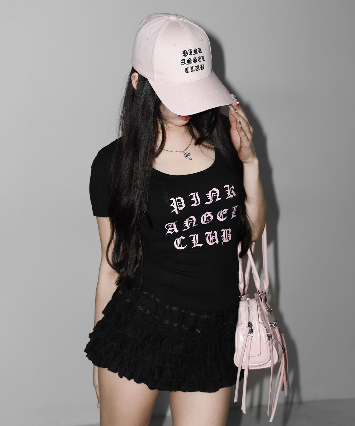【 PINK ANGEL CLUB 】 GRUNGE LOGO embroidery CAP / グランジロゴ刺繍キャップ