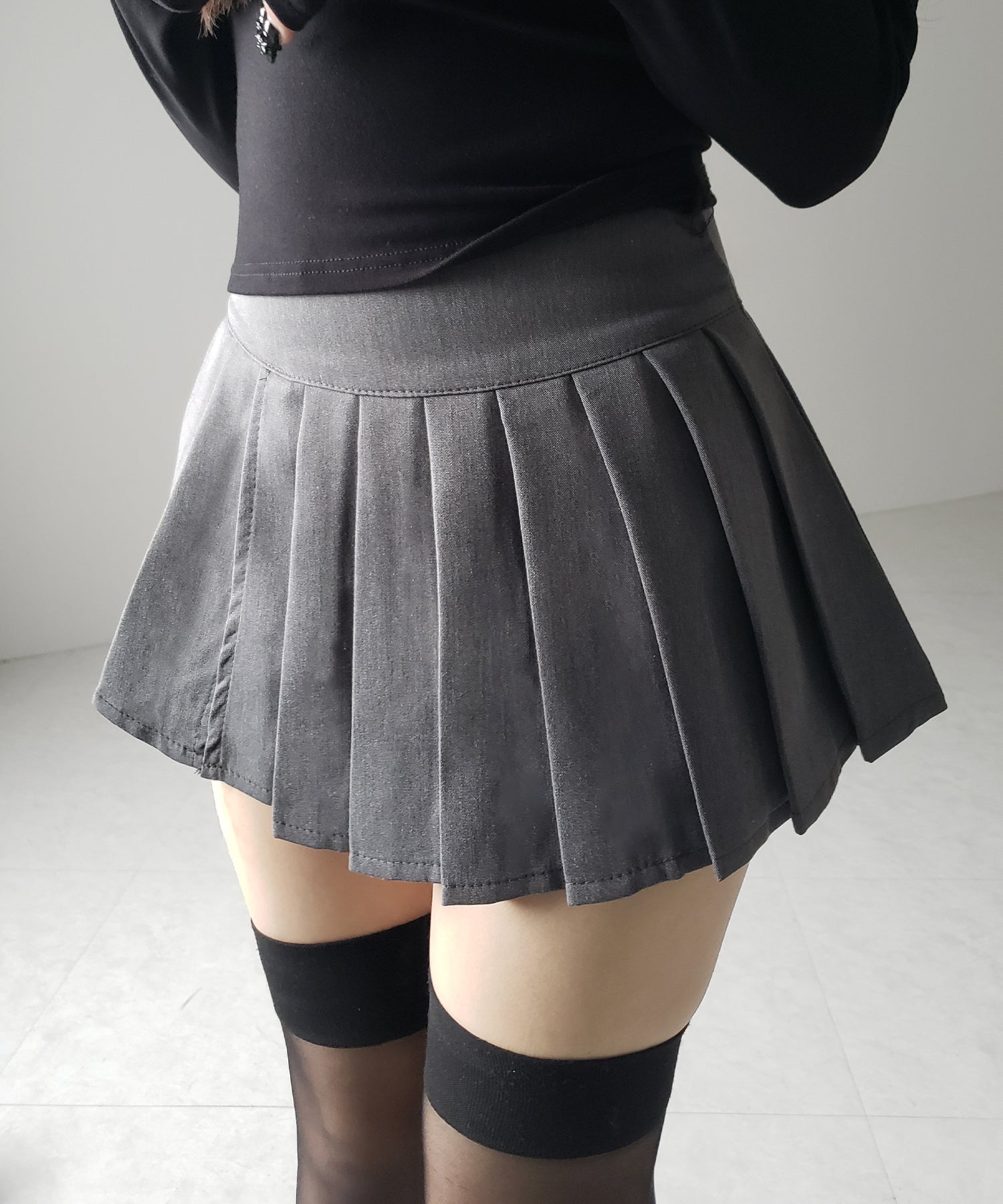 プリーツマイクロミニスカパン / pleated micro mini skirt pants