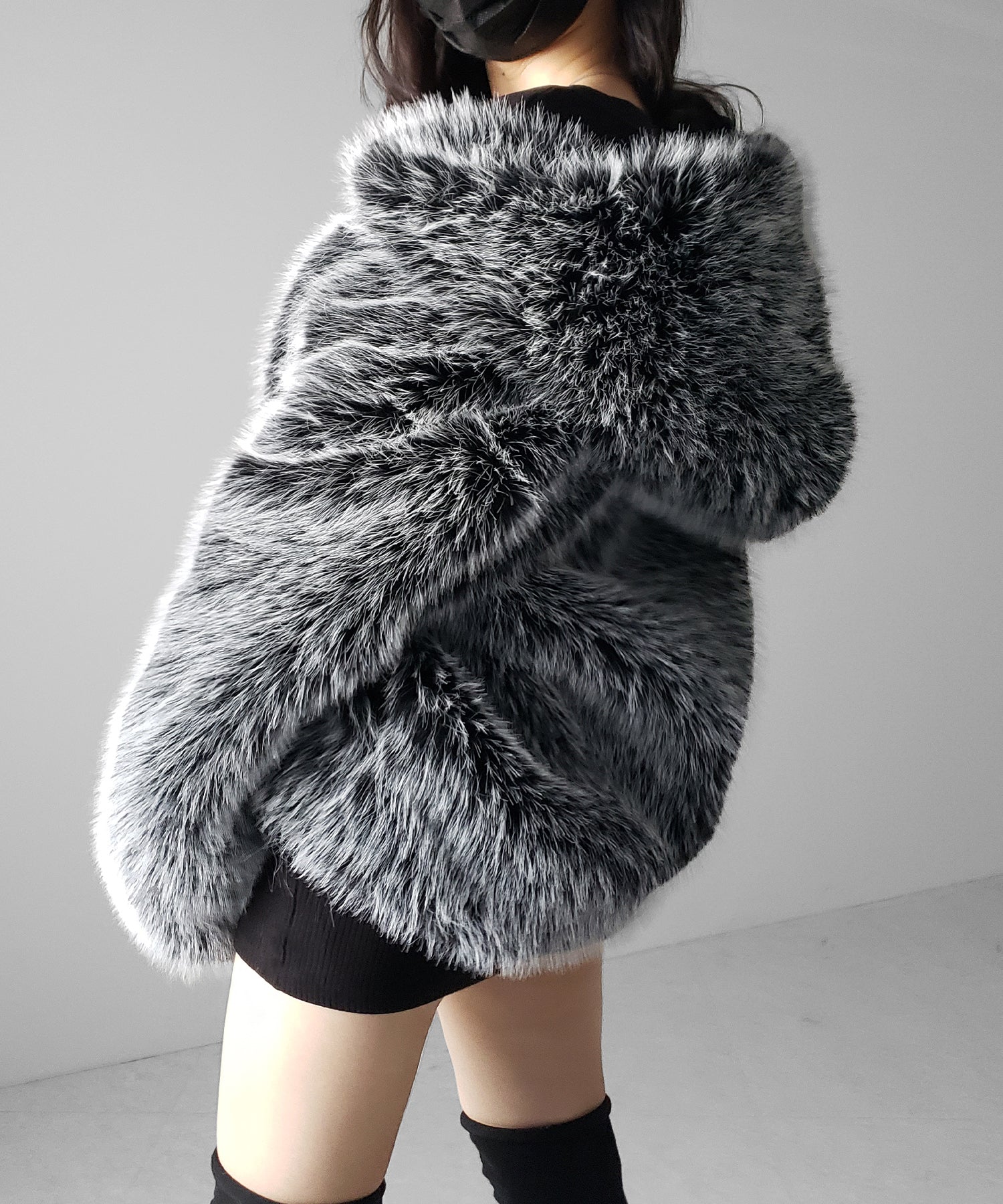 フェイクファーフーディミドルコート / fake fur hoodie middle coat