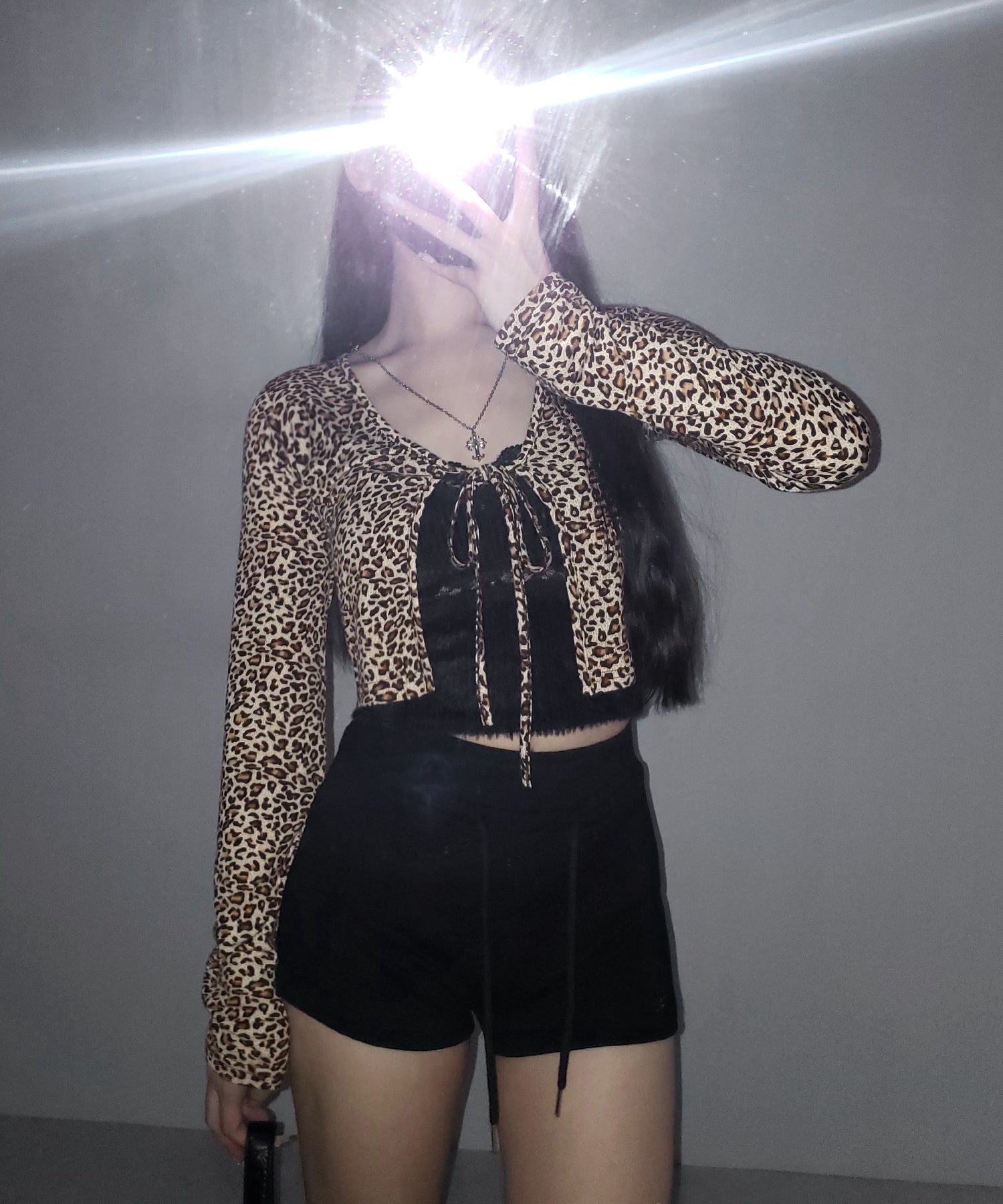 レオパードフロントリボンショートカーディガン / Leopard front ribbon short cardigan
