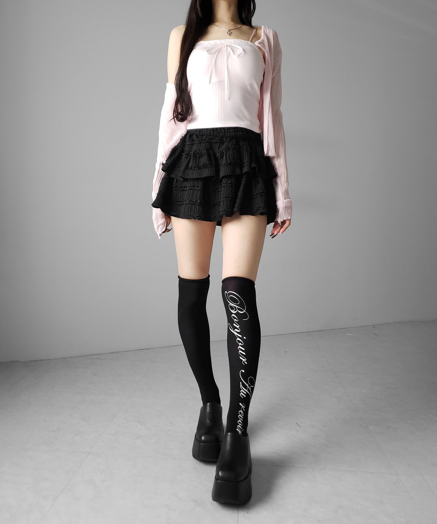 フロントリボンレースショートキャミソール / front ribbon lace short camisole