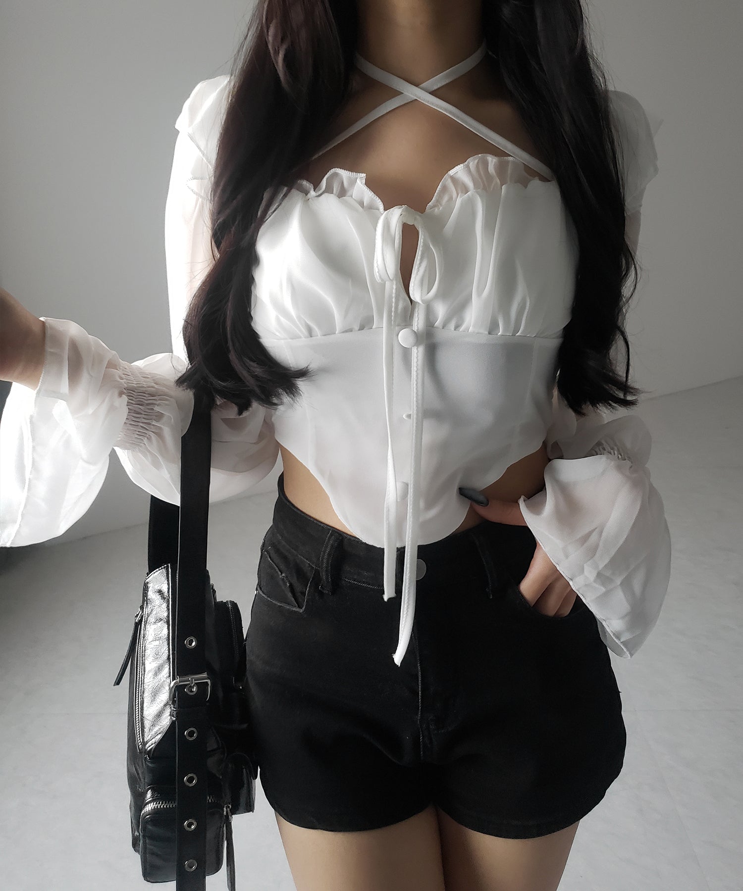 【 2WAY 】フロントリボンクロスネックオフショルシフォンブラウス / front ribbon cross neck off-shoulder chiffon blouse