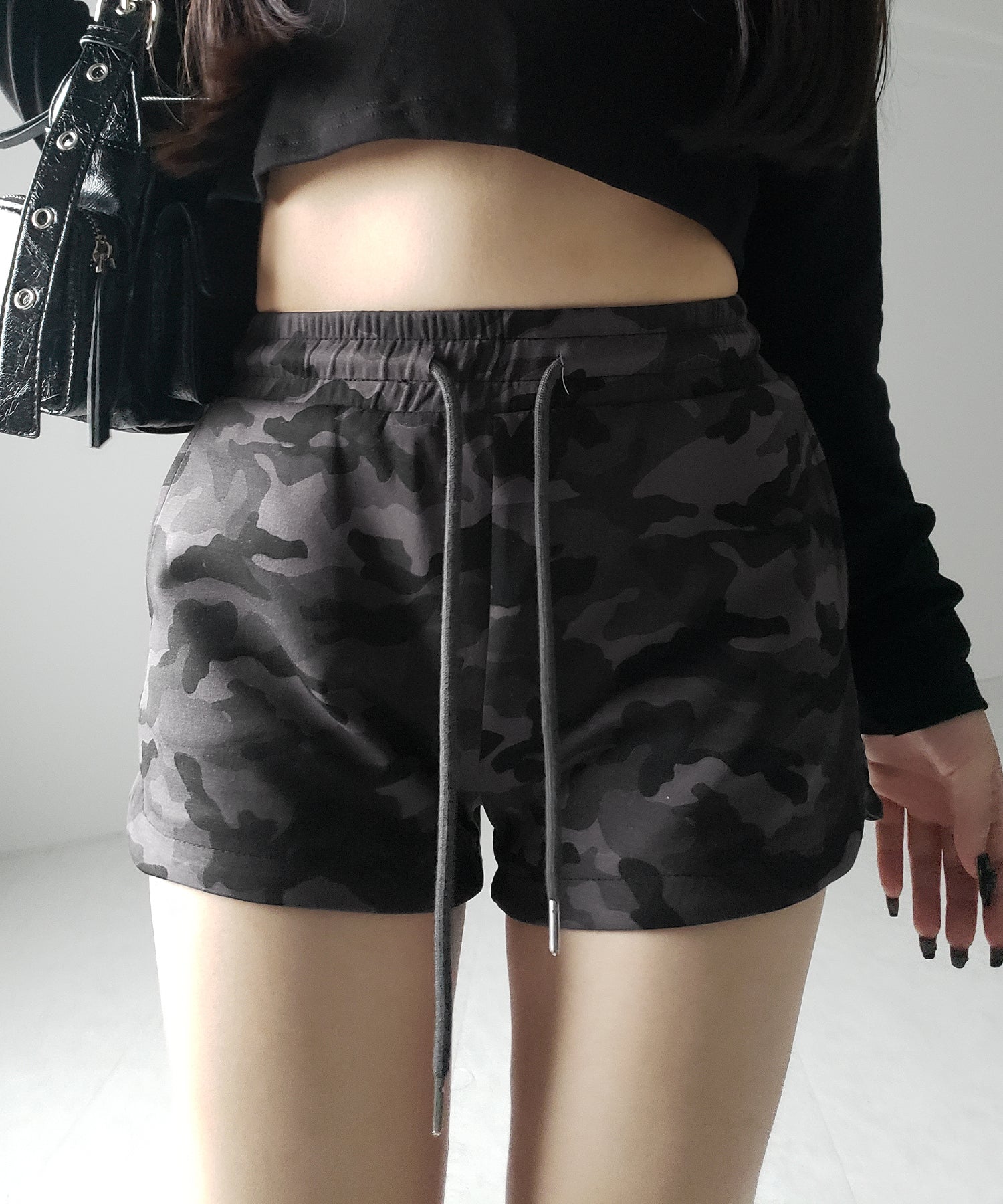 ヴィンテージカモフラタイトショートパンツ / Vintage camouflage tight short pants