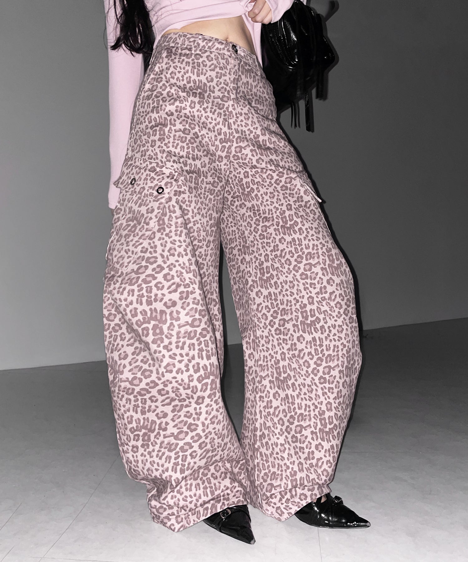 ヴィンテージライクピンクレオパードバレルカーゴパンツ / vintage like pink leopard barrel cargo pants