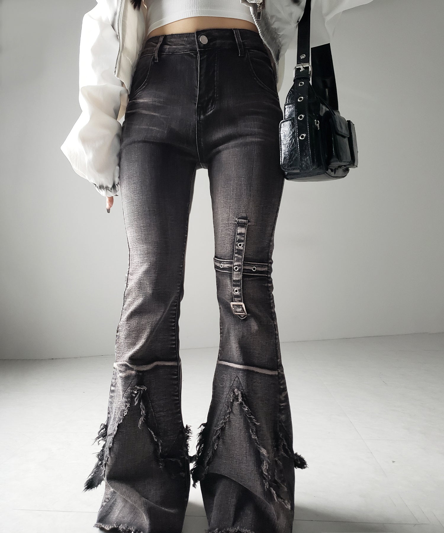 クロスデザインヴィンテージライクフリンジストレッチフレアデニム / cross design vintage-like fringe stretch flare denim