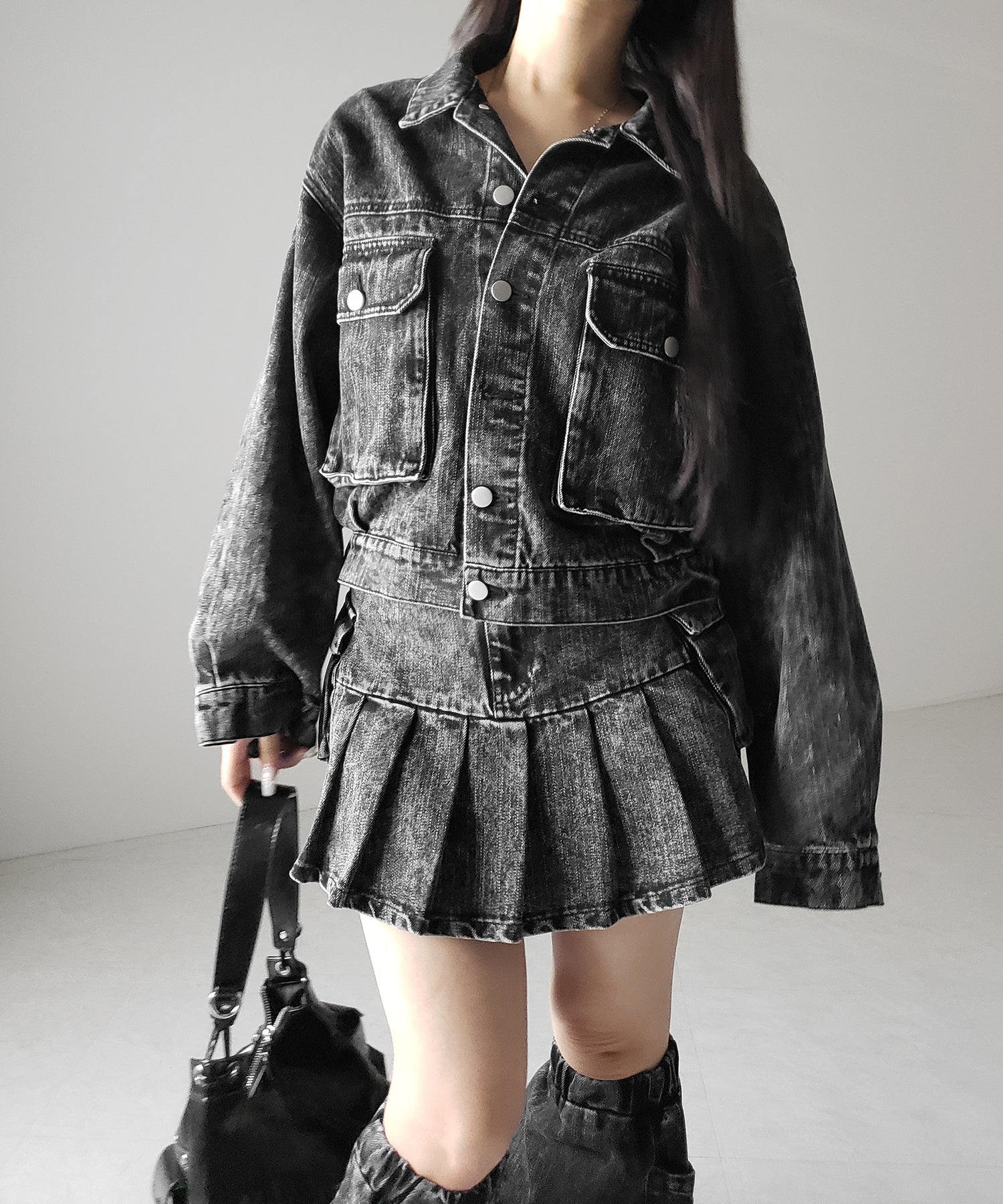 【 セットアップ着用可能 】ヴィンテージケミカルブリーチプリーツデニムミニスカート / vintage bleached pleated denim mini skirt