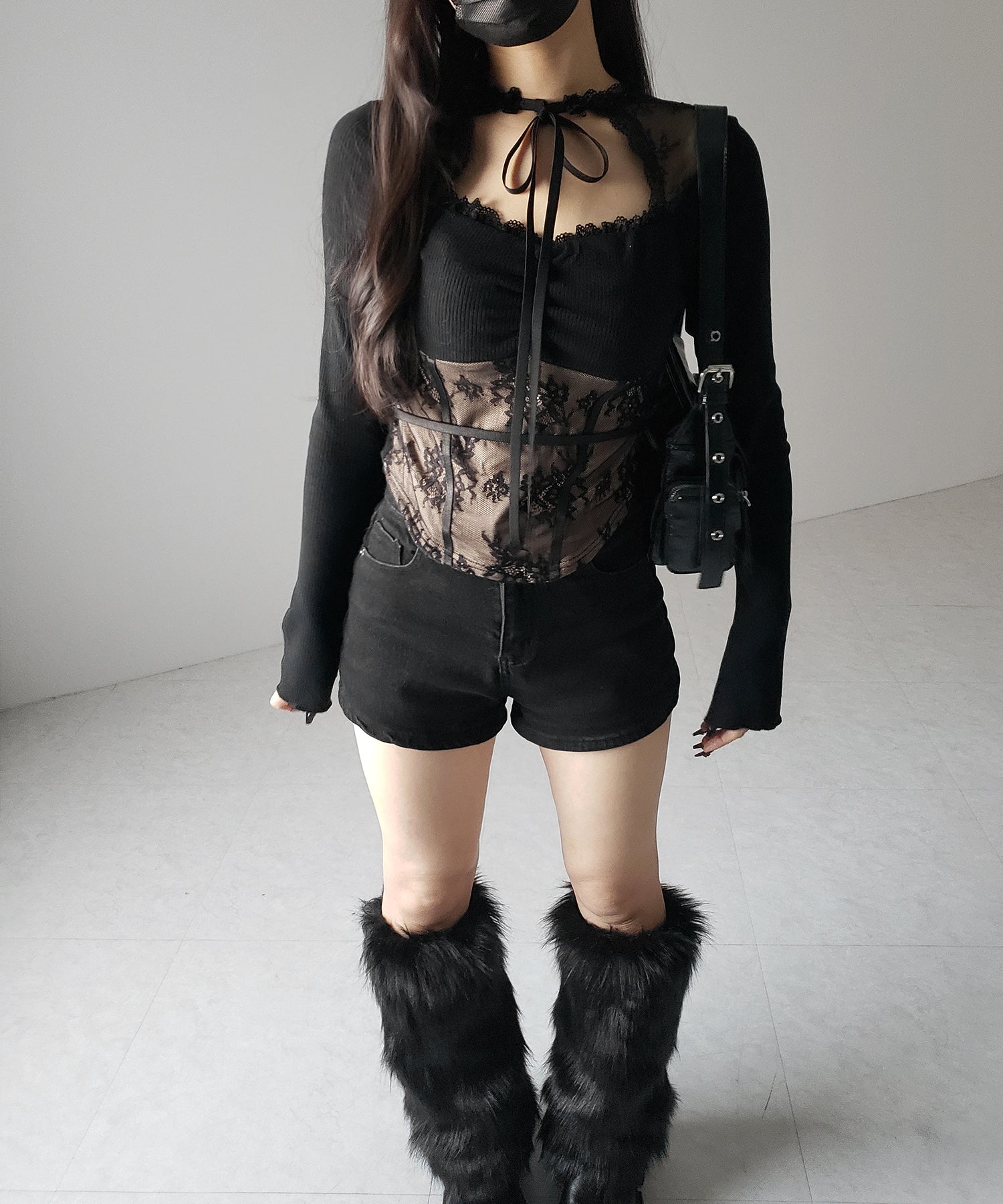 チョーカーネックリボンレーシーカットソートップス / choker neck ribbon lacy cutsaw tops